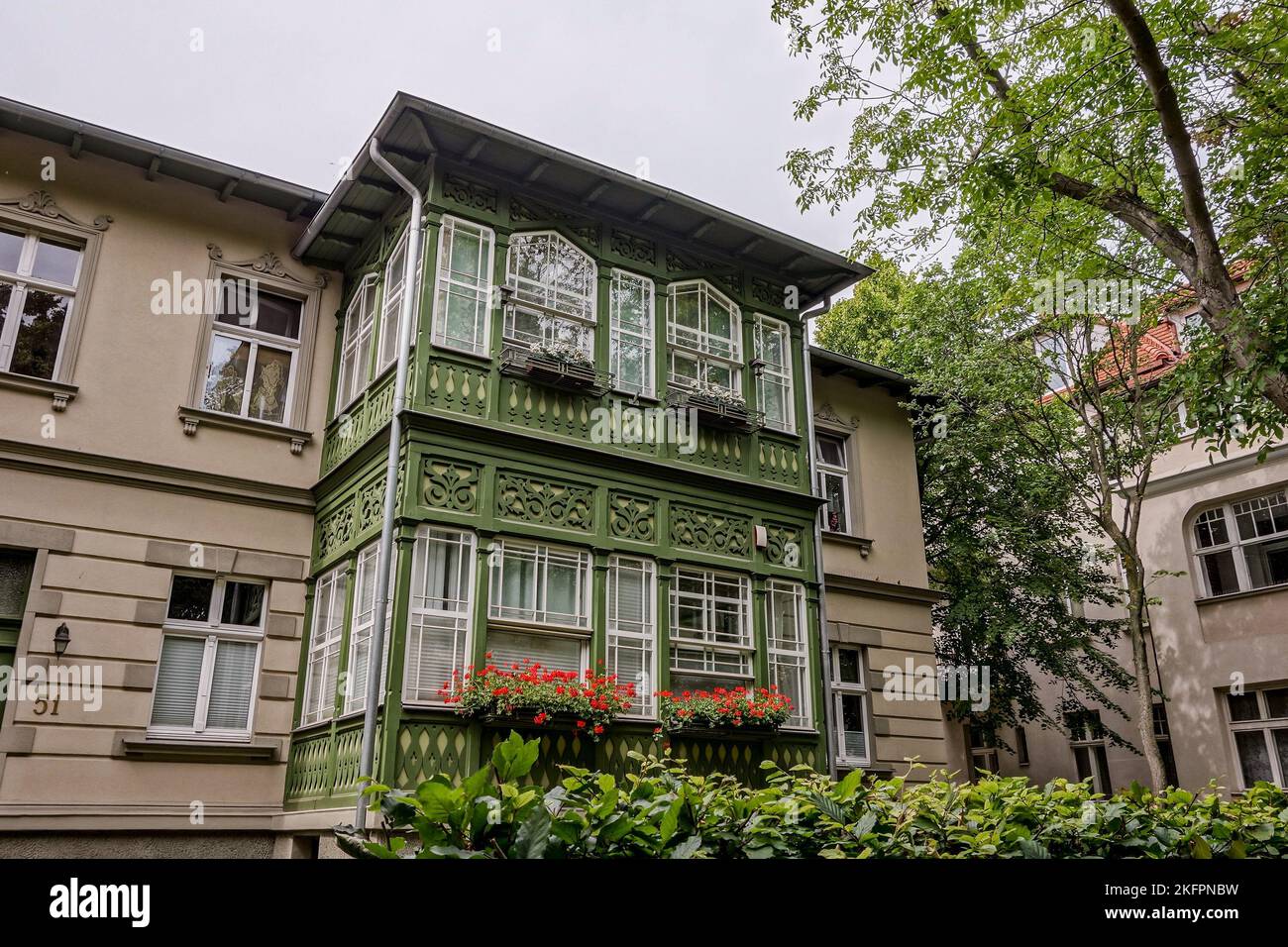 Sopot case con veranda in legno con bel stile architettonico in Polonia, UE Foto Stock