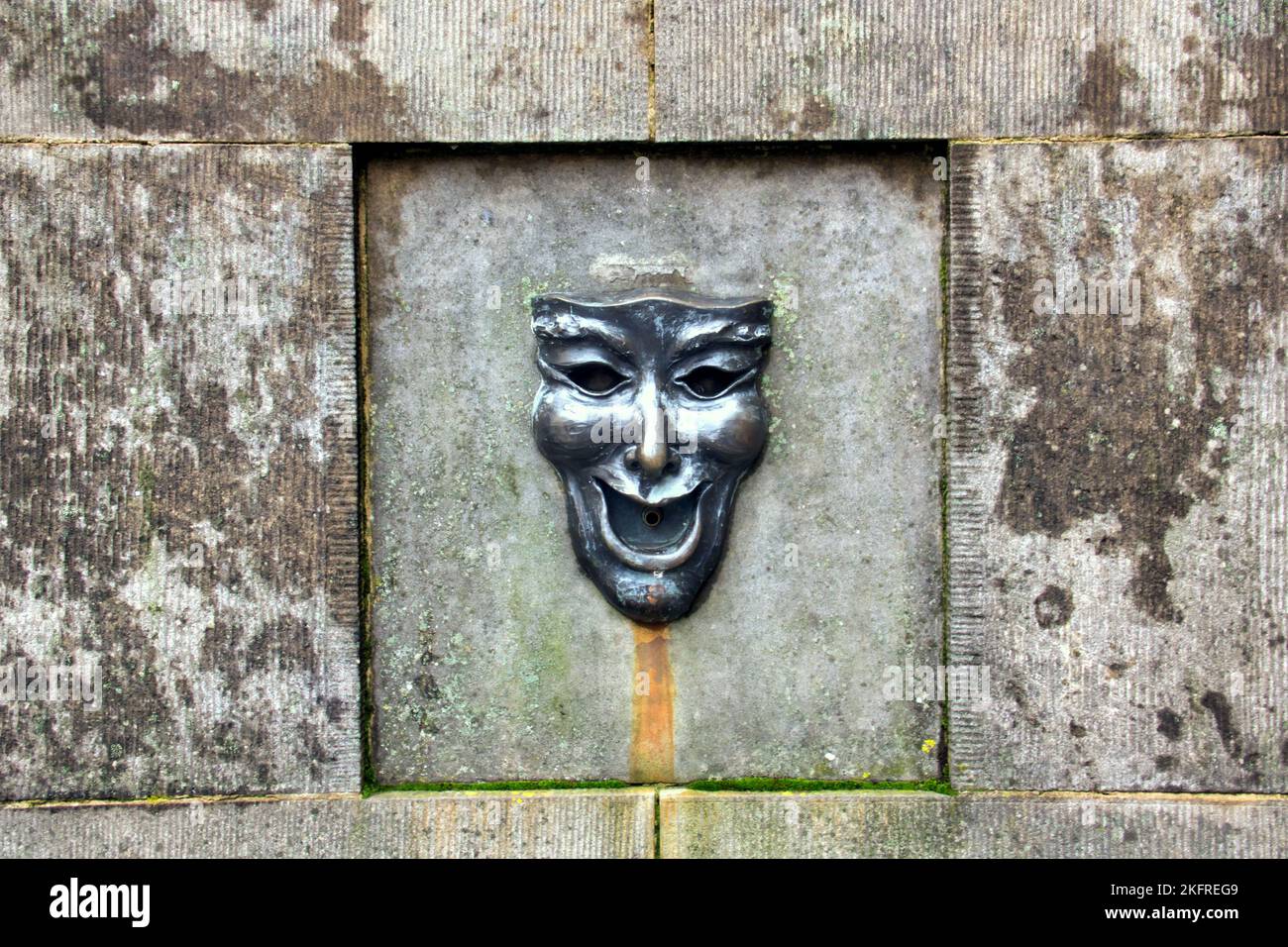 Thalia maschera commedia o Muse of Comedy The High Street wellhead Old Assembly Close, Edinburgh EH1 1QX Foto Stock