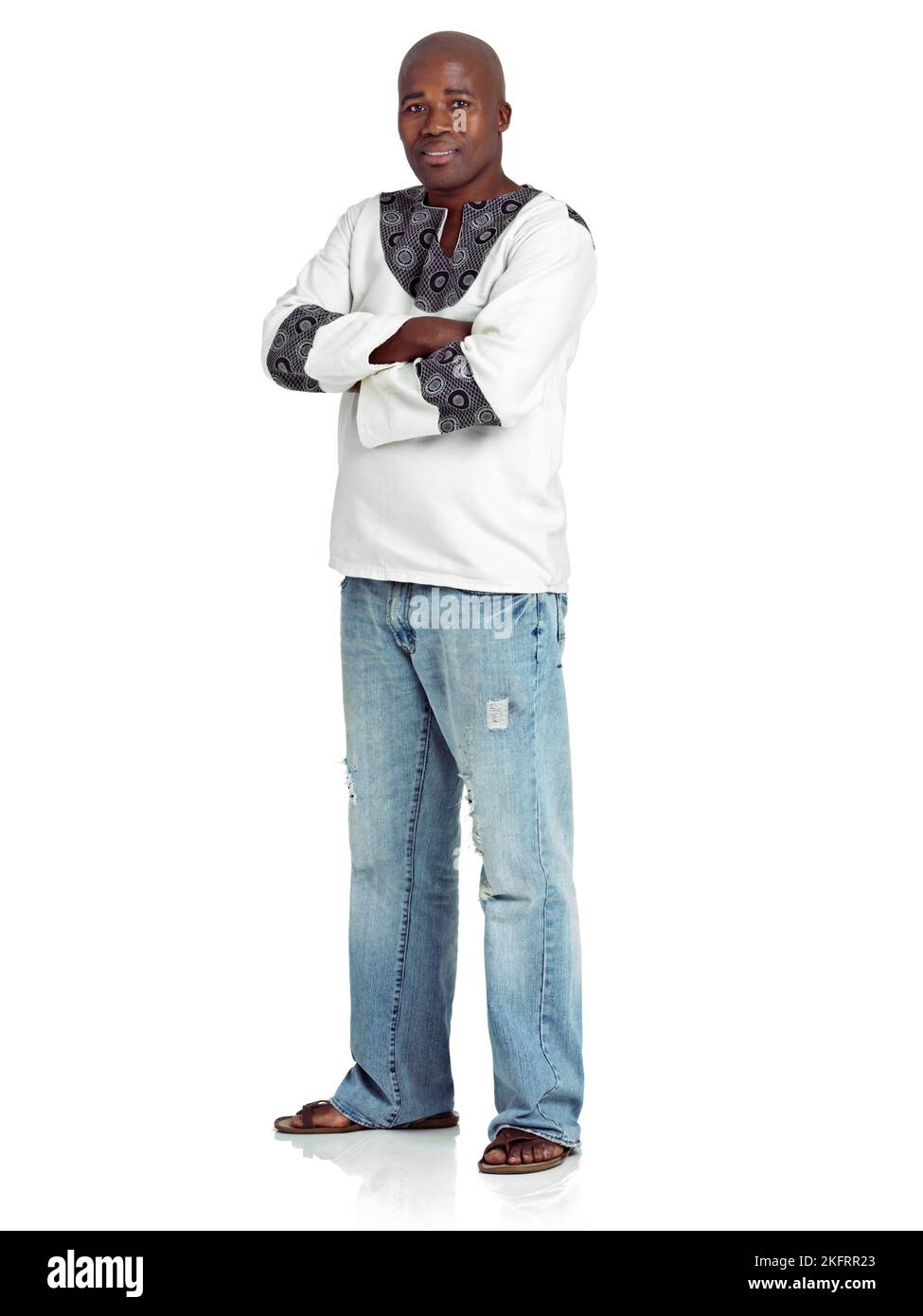 Orgoglioso dei miei successi Pride. Foto in studio di un uomo africano su sfondo bianco. Foto Stock