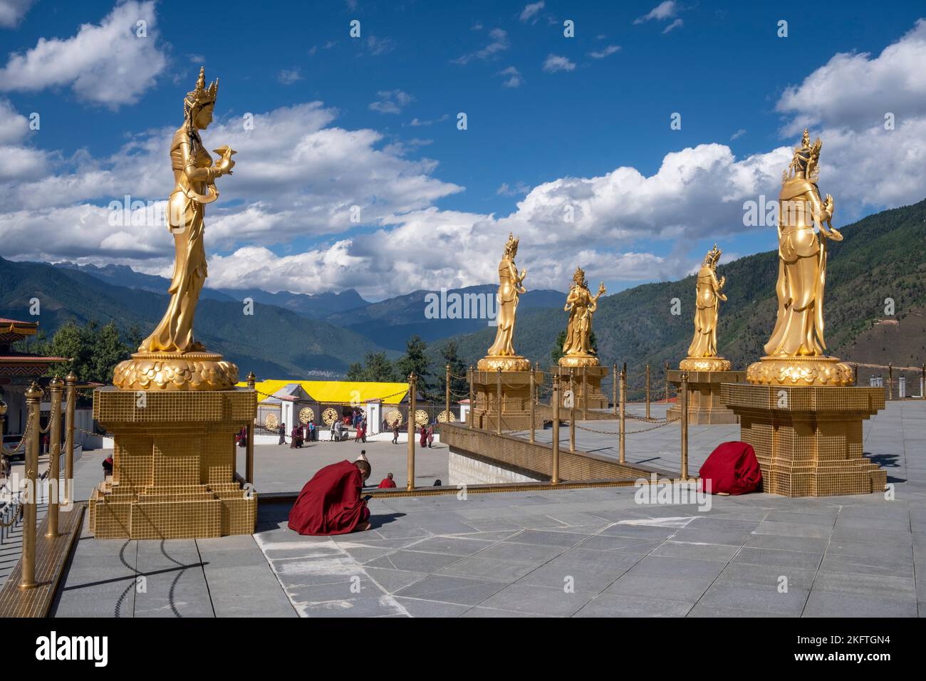 Statue della dea della compassione in Bhutan Foto Stock