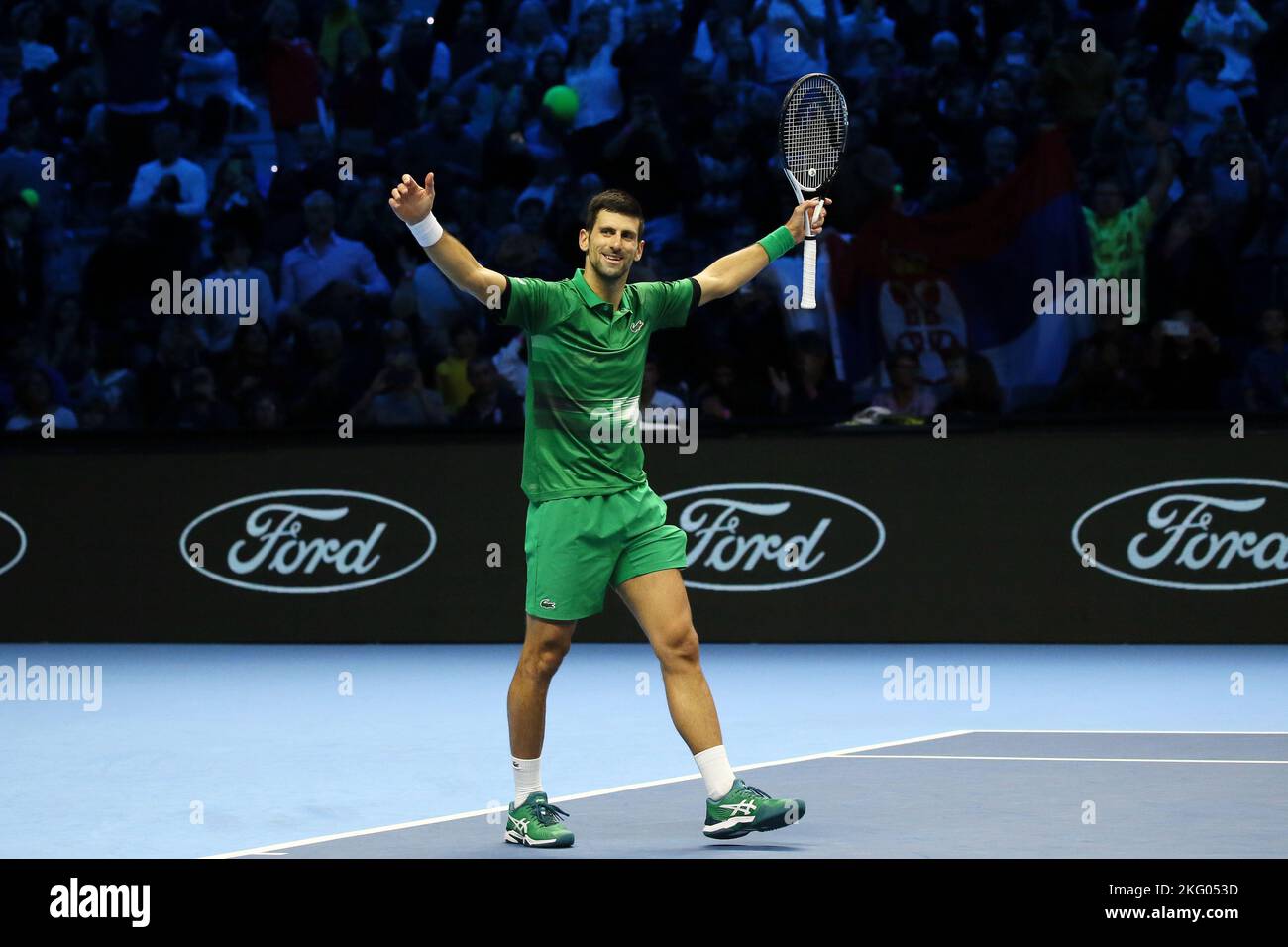 Torino, Italia. 20th Nov 2022. Novak Djokovic di Serbia festeggia dopo la finale delle finali ATP contro Casper Ruud di Norvegia a Torino, Italia, 20 novembre 2022. Credit: Str/Xinhua/Alamy Live News Foto Stock