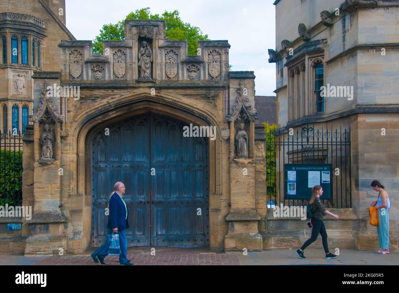 Cancello al Magdalen College, Oxford, Inghilterra Foto Stock