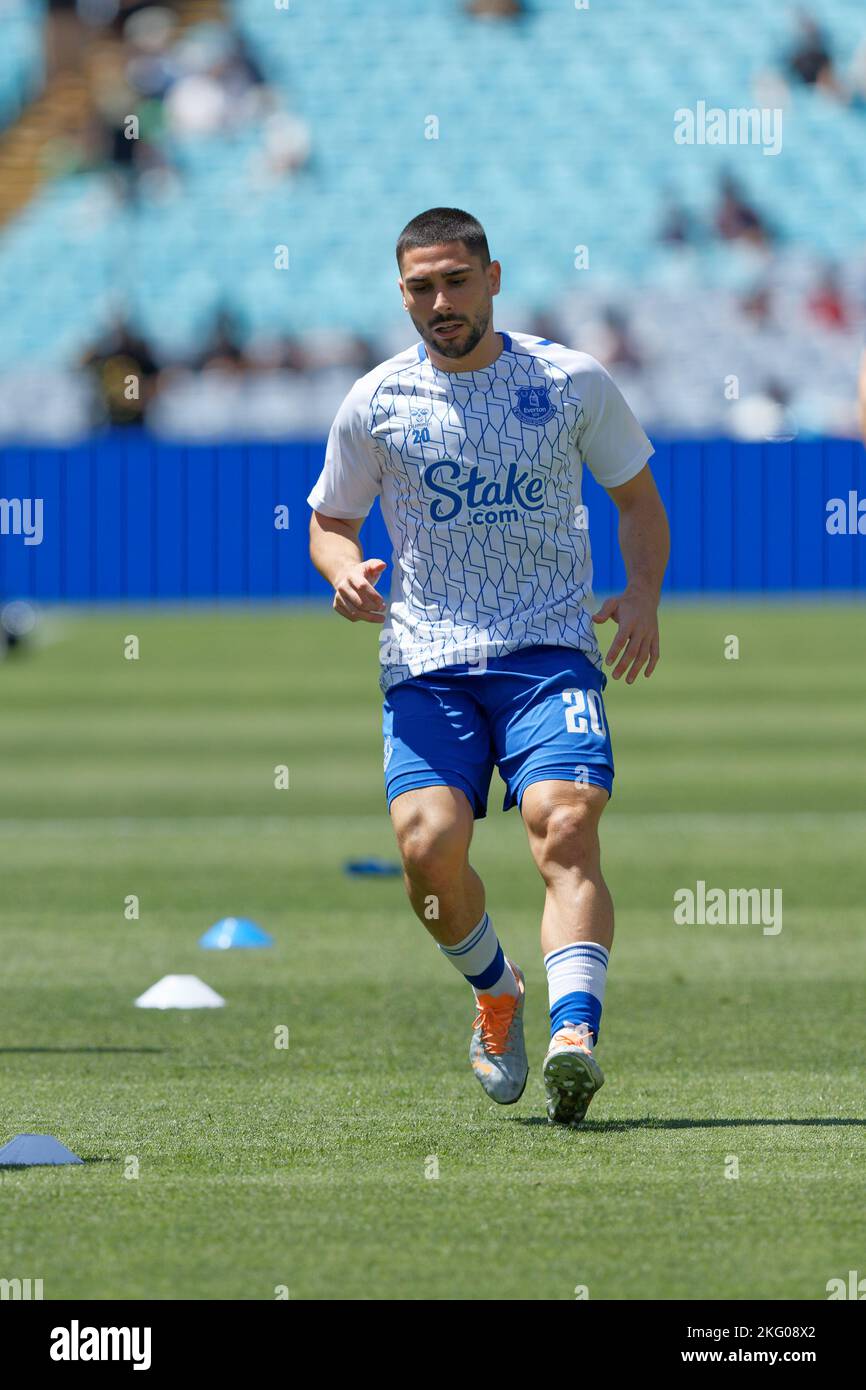 Sydney, Australia. 20th Nov 2022. SYDNEY, AUSTRALIA - 20 NOVEMBRE: Neal Maupay di Everton si scalda prima della partita tra Everton e Celtic all'Accor Stadium il 20 novembre 2022 a Sydney, Australia Credit: IOIO IMAGES/Alamy Live News Foto Stock