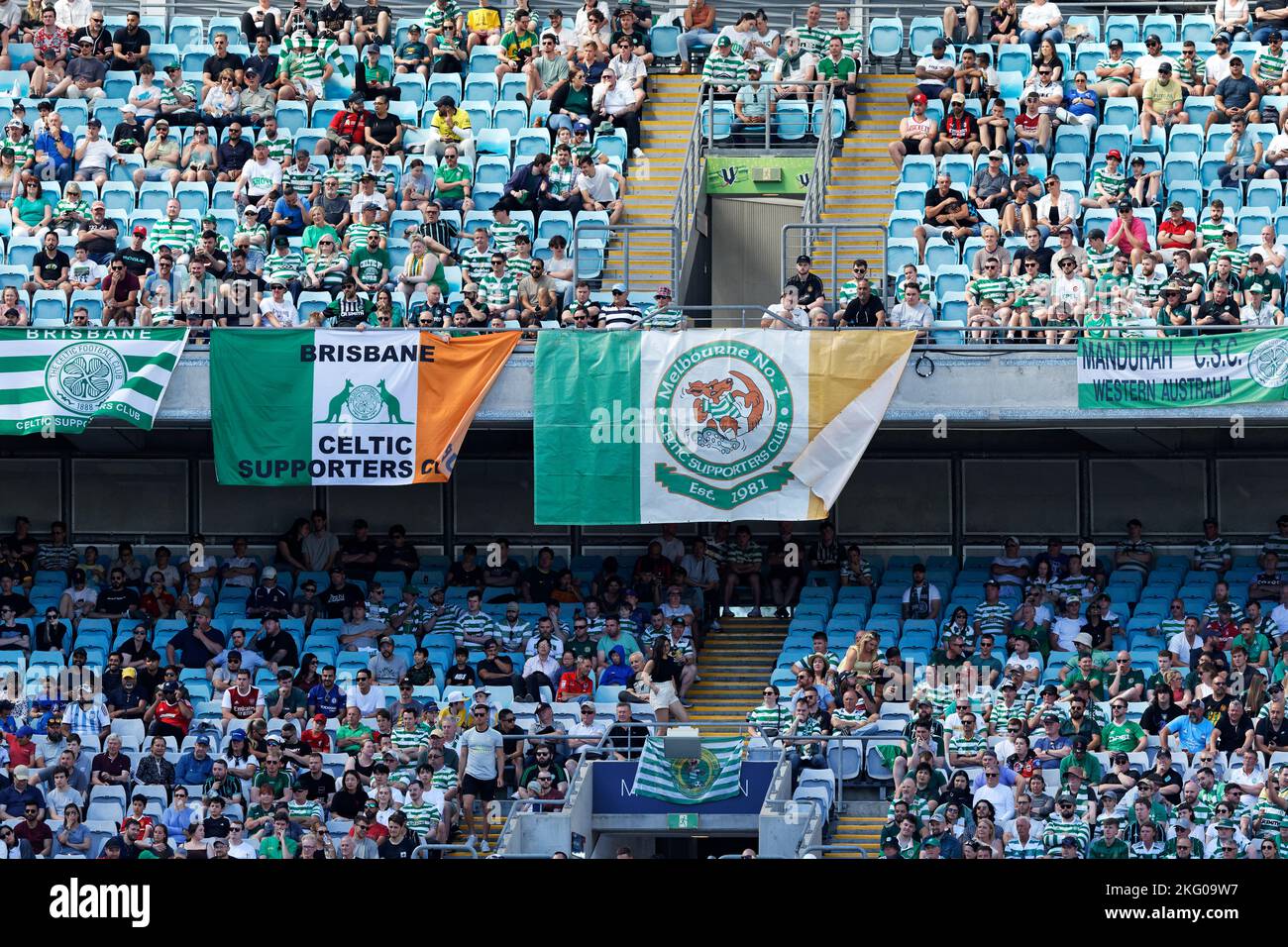 Sydney, Australia. 20th Nov 2022. SYDNEY, AUSTRALIA - 20 NOVEMBRE: I fan celtici hanno mostrato il loro sostegno da tutte le parti dell'Australia durante la partita tra Everton e Celtic all'Accor Stadium il 20 novembre 2022 a Sydney, Australia Credit: IOIO IMAGES/Alamy Live News Foto Stock