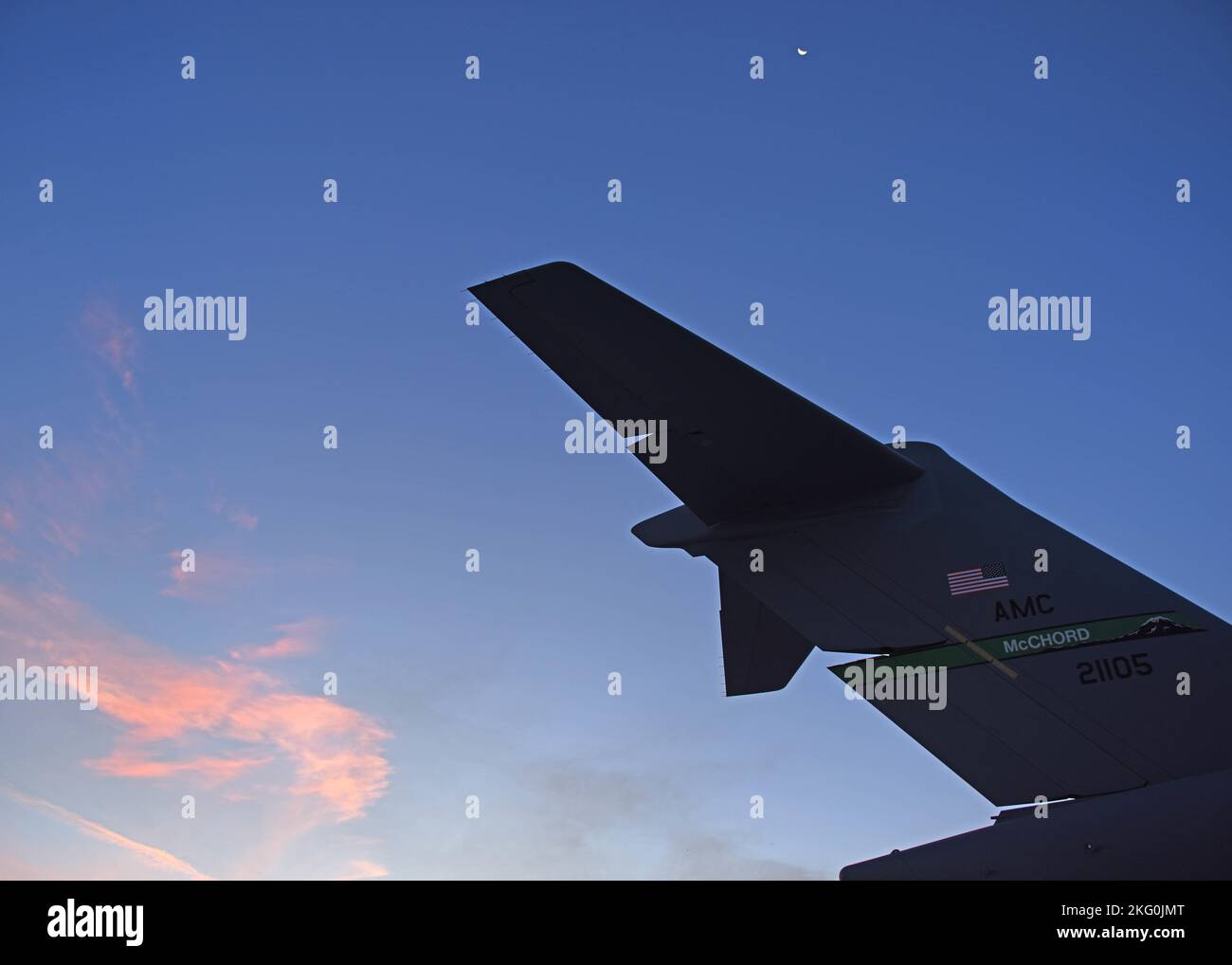 Il 62d Airlift Wing ha tenuto il loro esercizio semestrale, Exercise Rainier War 22B, dal 6 al 22 ottobre 2022. Rainier War 22B è un esercizio di prontezza su vasta scala con una priorità della generazione dell'aeronautica, che dimostra la capacità di generare, impiegare e sostenere una forza di combattimento in uno scenario di guerra rigoroso. Foto Stock