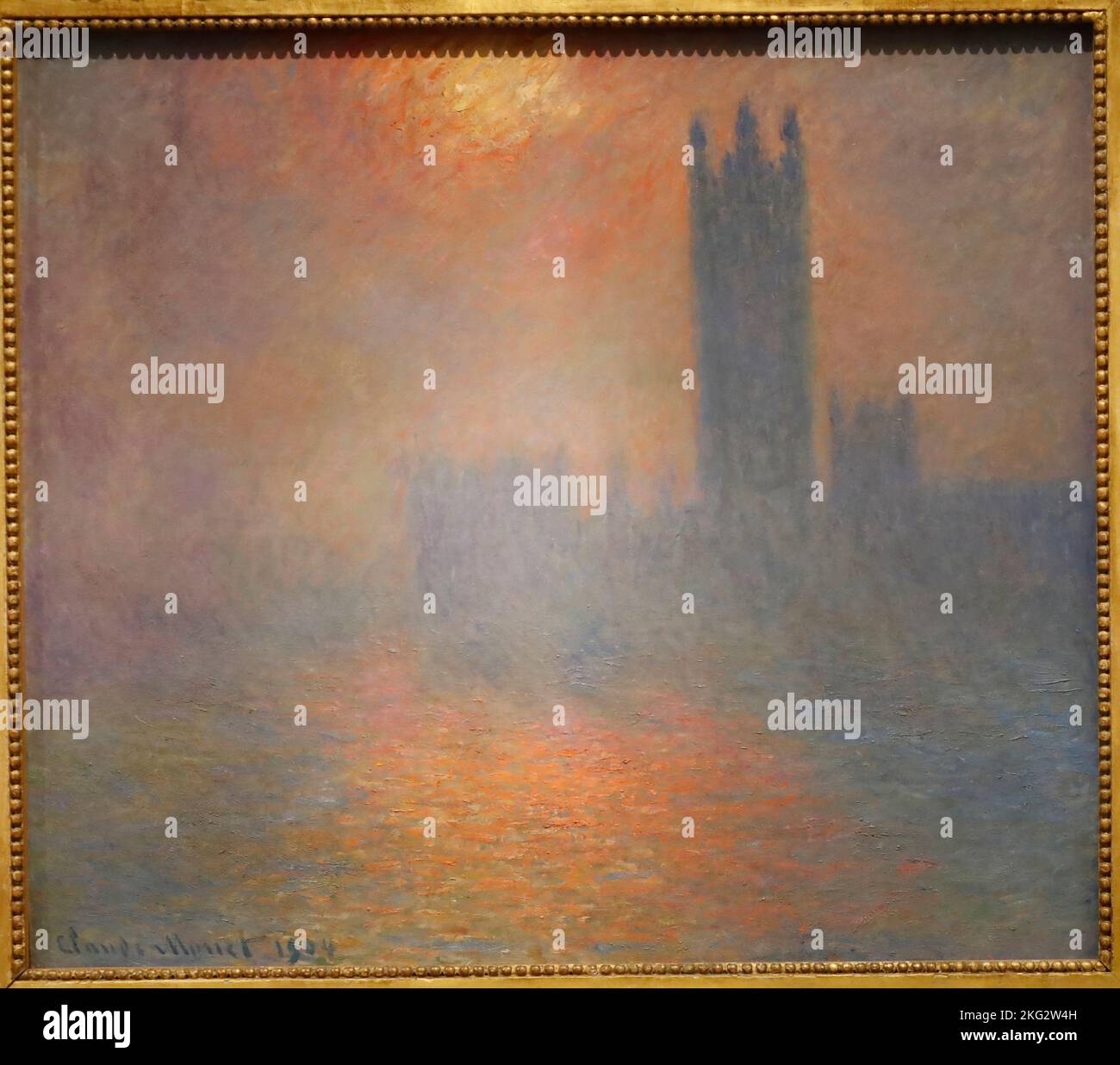 Museo dell'arte e della civiltà di Abu Dhabi. Londra, Parlamento. Il sole getta la nebbia. Londra 1904 di Claude Monet. Emirati Arabi Uniti Foto Stock