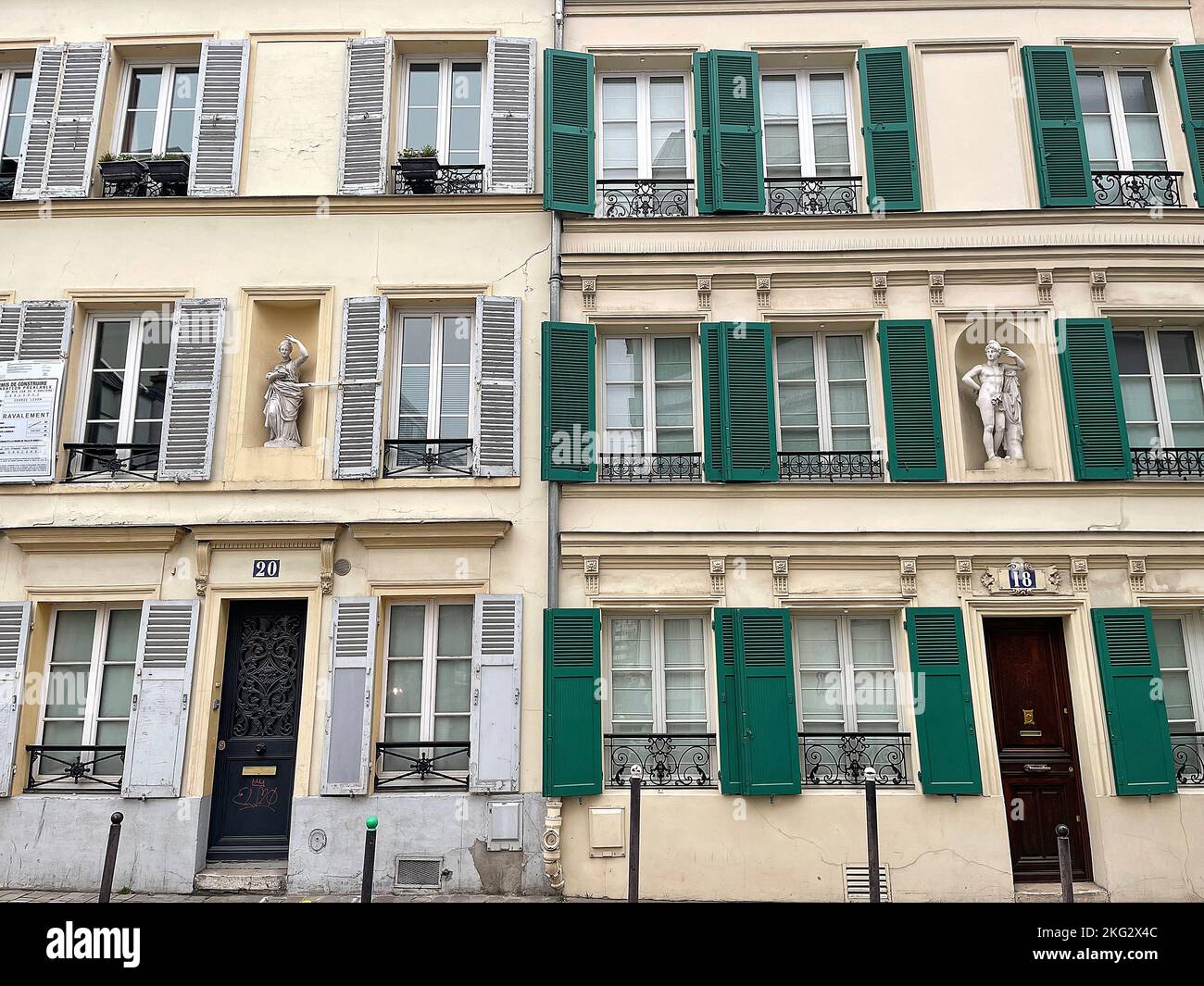 Edifici in rue des solitaires, Parigi, Francia Foto Stock