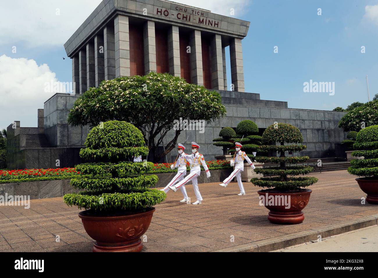 Mausoleo di ho Chi Minh Cambio delle guardie ad Hanoi. Hanoi. Vietnam. Foto Stock