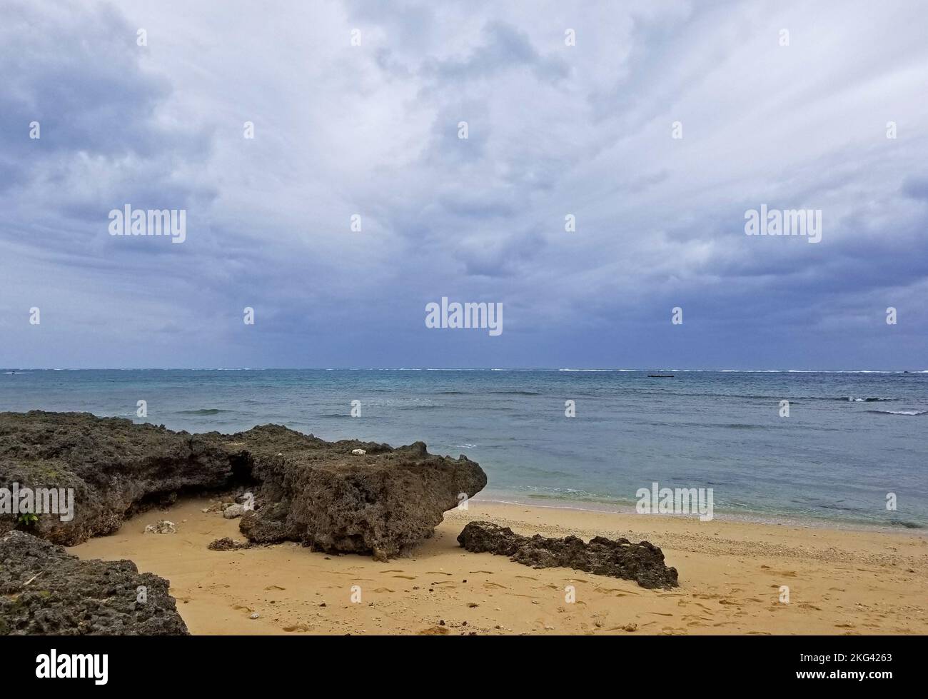 Vista panoramica sulla terra e sul mare a Cape Zampa, sulla costa occidentale del centro di Okinawa, Giappone -24 Foto Stock