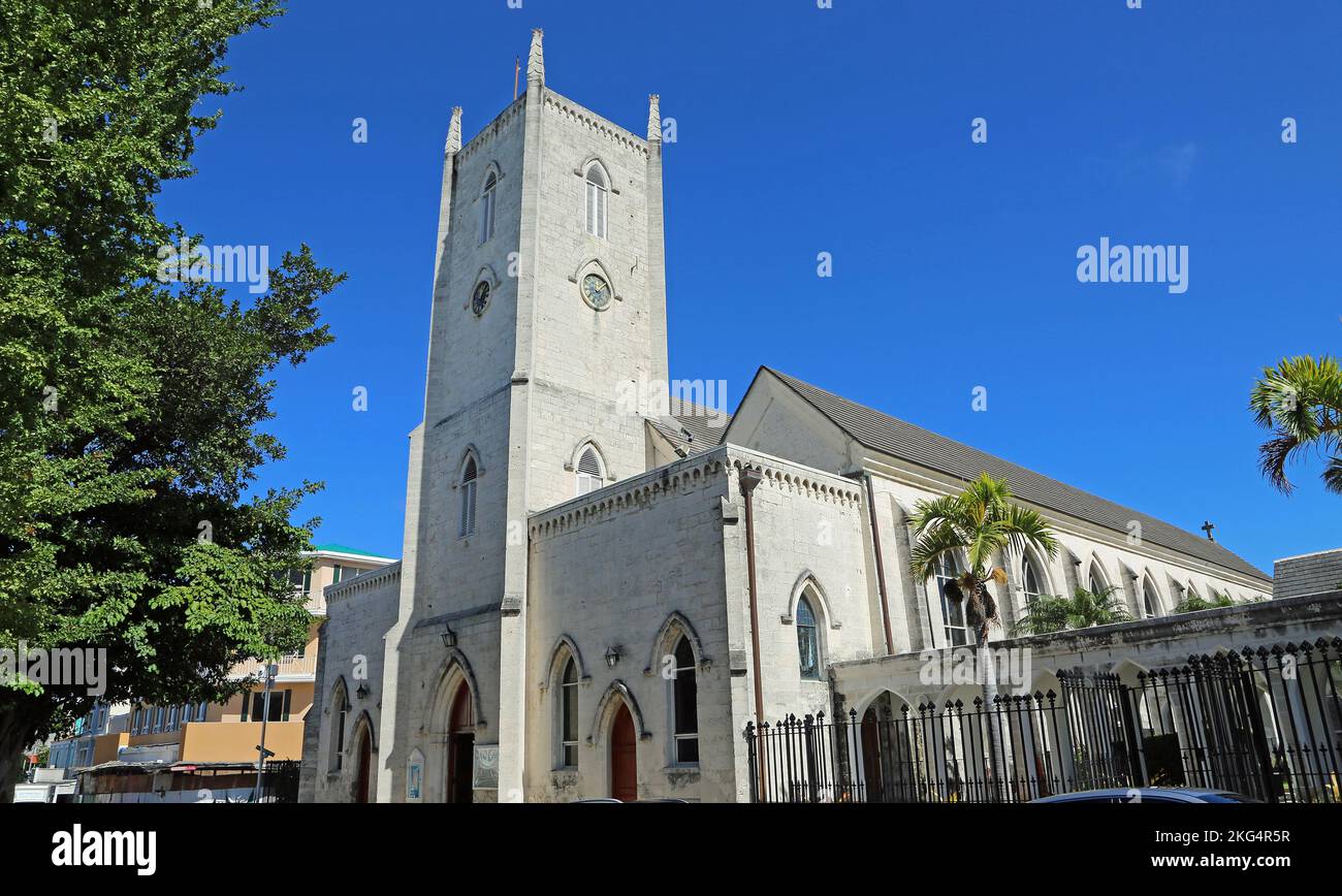 Paesaggio con la Cattedrale di Cristo Chiesa - Nassau, Bahamas Foto Stock