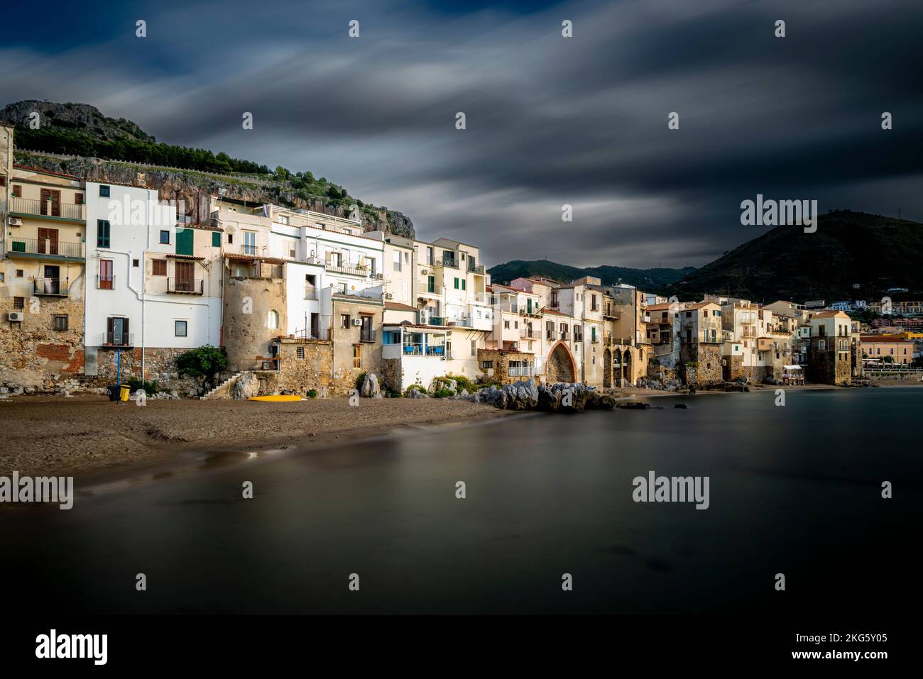 Una veduta della località di Cefalù, Sicilia, Italia. Foto Stock