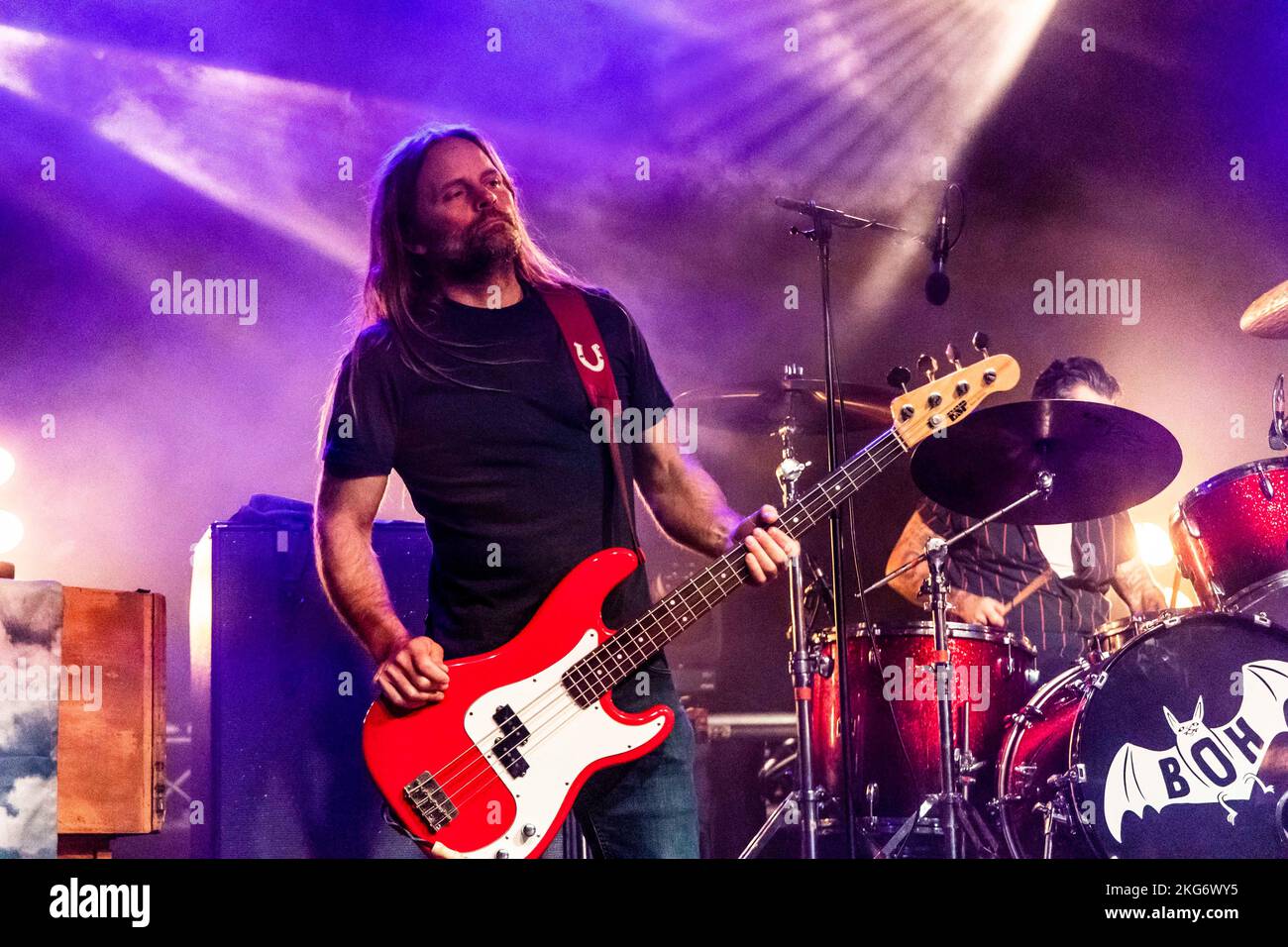 Milano, Italia. 15th Nov 2022. MILANO, ITALIA - 15 NOVEMBRE: Matt Gentling of Band of Horses suona dal vivo al Circolo Magnolia Segrate il 15 novembre 2022 a Milano. (Foto di Roberto Finizio/NurPhoto) Credit: NurPhoto/Alamy Live News Foto Stock