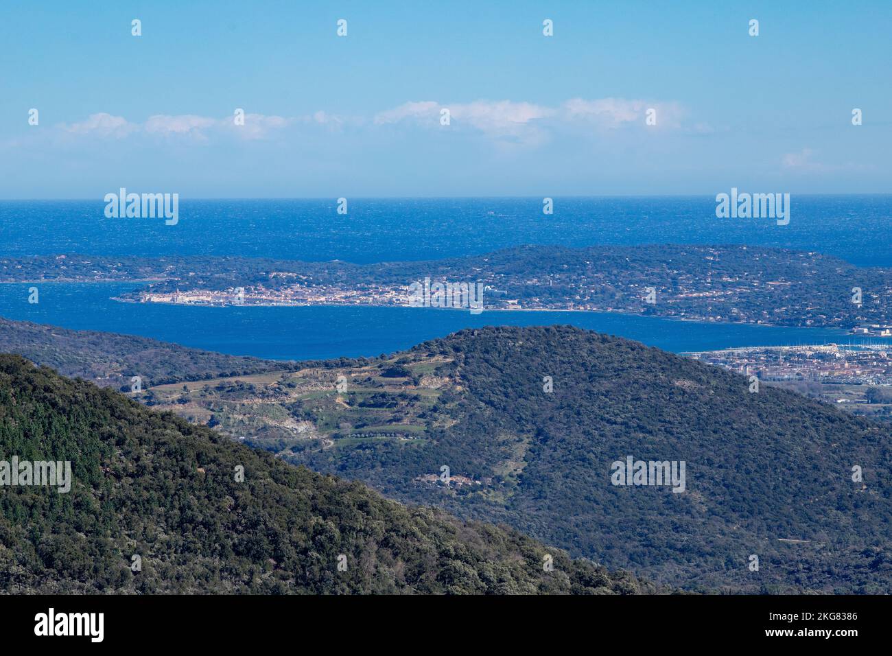 Veduta lontana del golfo di Saint-Tropez Foto Stock