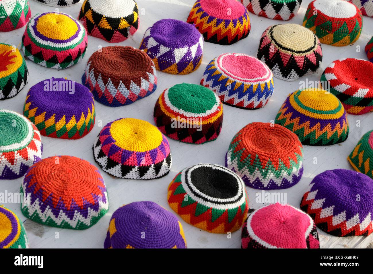 Assuan, Egypt.Traditional cappelli egiziani. Foto Stock