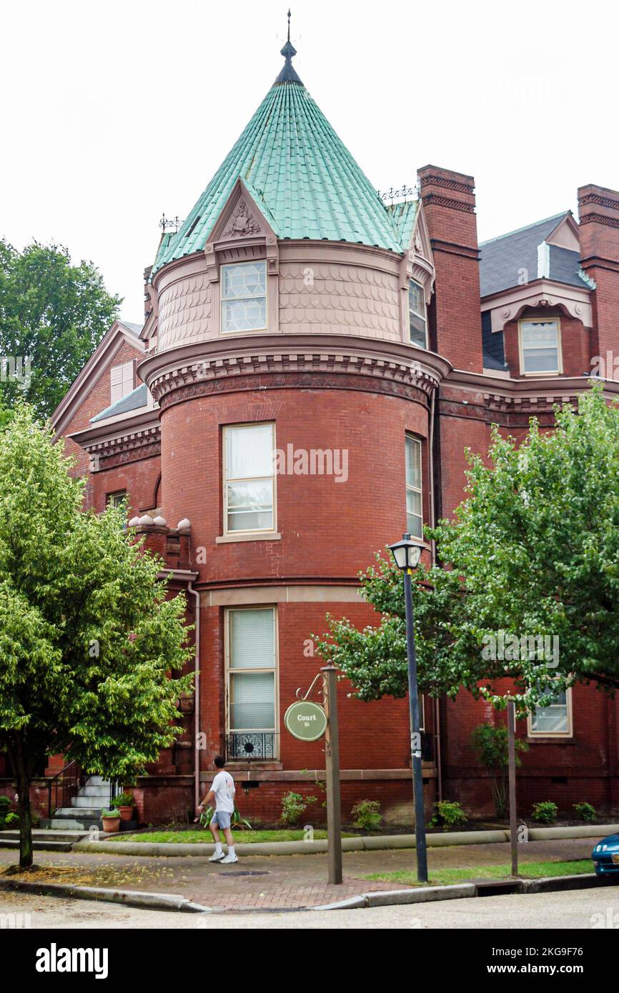 Portsmouth Virginia, storia coloniale, Olde Towne storico, North Street, costruito 1892 stile romanico Revival, i visitatori di viaggio tour turistico touri Foto Stock