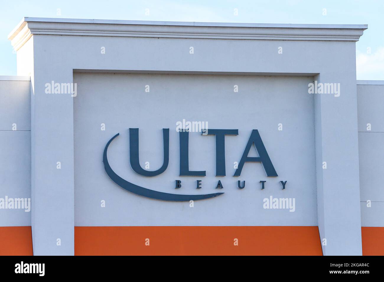 Muncy, Stati Uniti. 21st Nov 2022. Una vista esterna del negozio Ulta Beauty presso il centro commerciale Lycoming Crossing a Muncy. La stagione di shopping natalizia negli Stati Uniti inizia tradizionalmente dopo il giorno del Ringraziamento. Credit: SOPA Images Limited/Alamy Live News Foto Stock