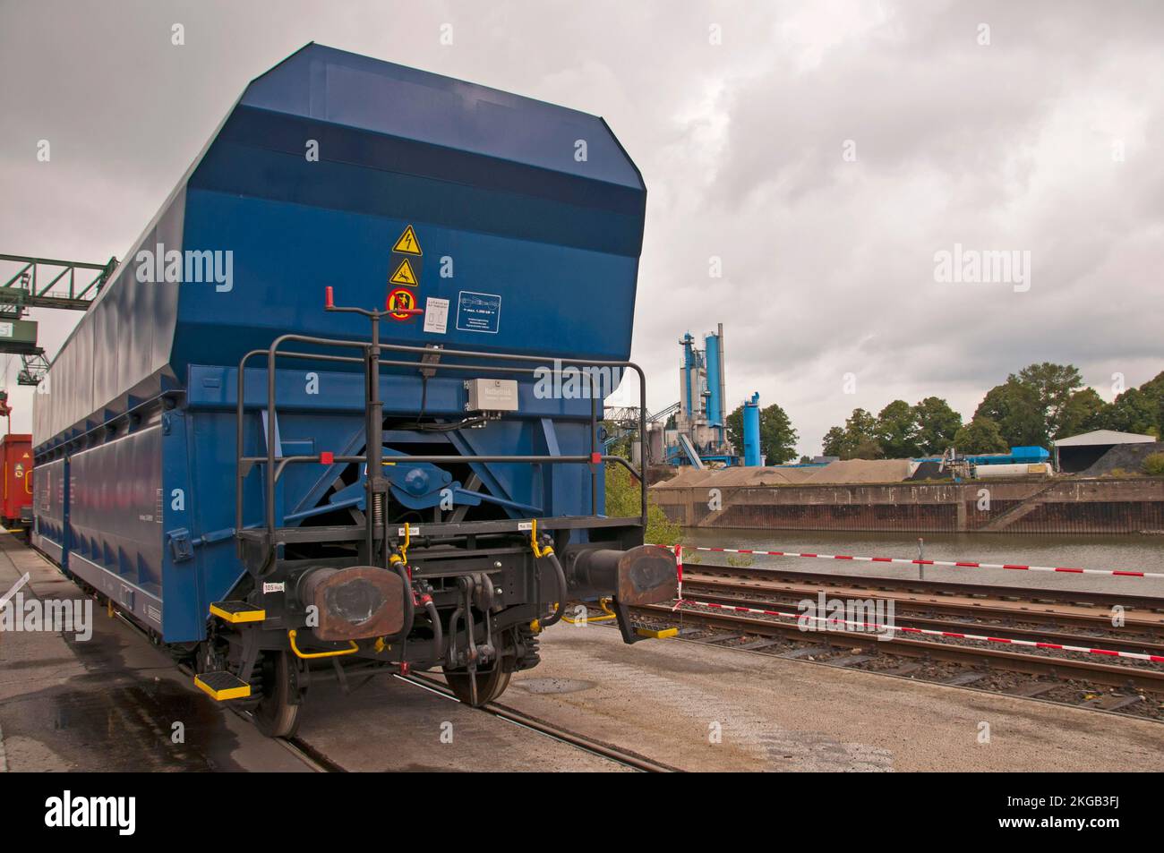 Carro autoscarica Falns, carro autoscarica aperto a quattro ruote, terminale di trasbordo Westkai, Colonia-Niehl, Renania settentrionale-Vestfalia, Germa Foto Stock