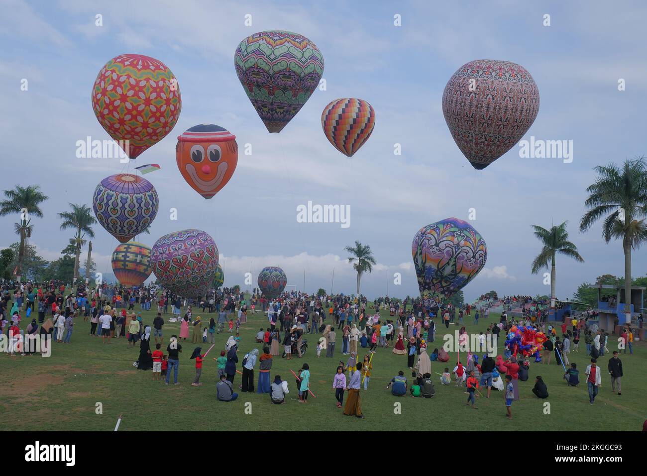 Tradizionale festa di mongolfiera in occasione di Eid al-Fitr in Indonesia Foto Stock