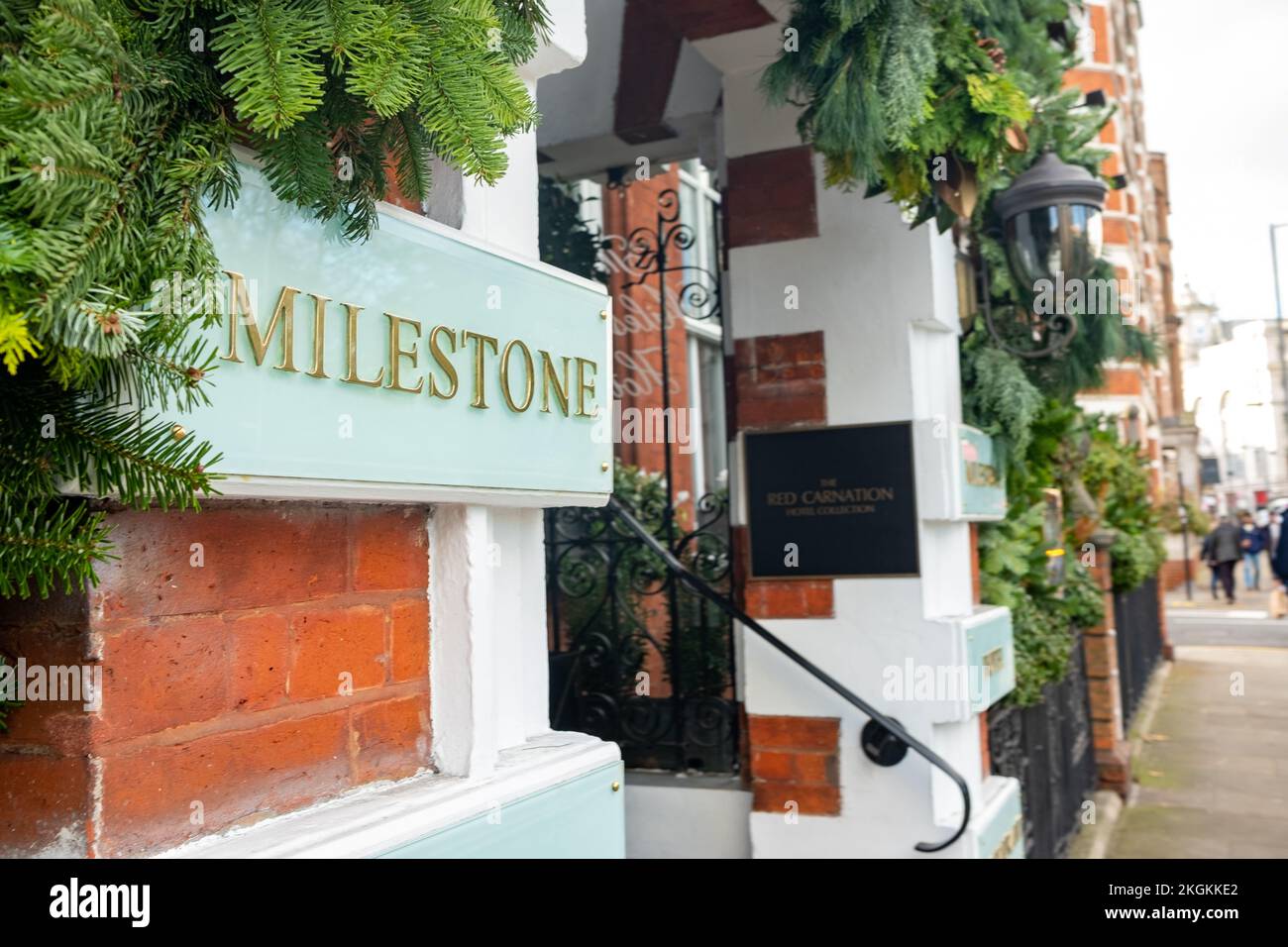 Londra - Novembre 2022: Milestone Hotel su Kensington High Street, un esclusivo hotel vittoriano a 5 stelle Foto Stock