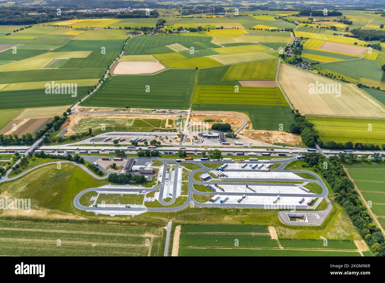 Vista aerea, sito archeologico di scavo, cantiere edile presso l'area di servizio della superstrada Am Haarstrang presso la superstrada A44, Westbüderich, Werl, Soeste Foto Stock