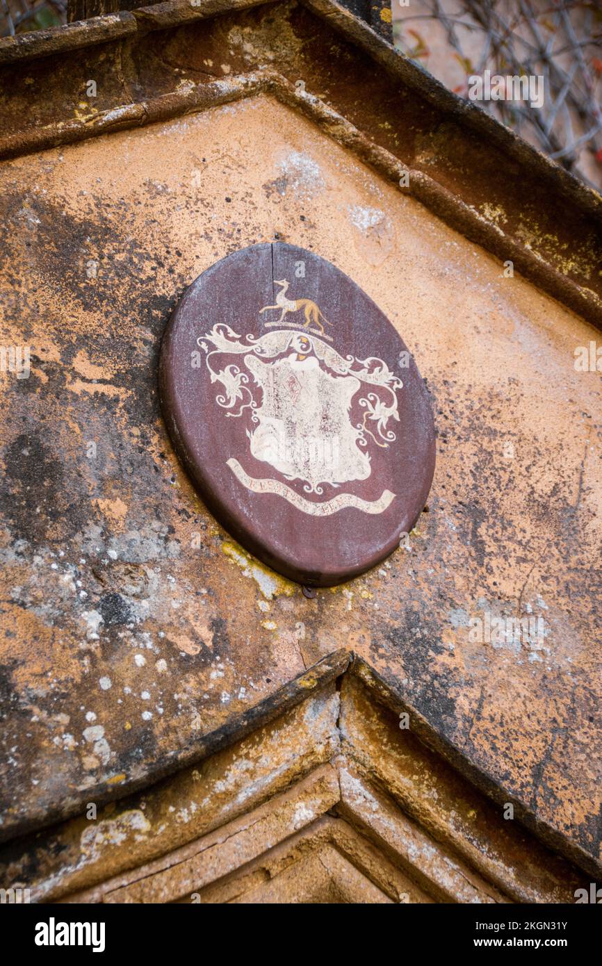 Old British Coat of Arms Crest Foto Stock
