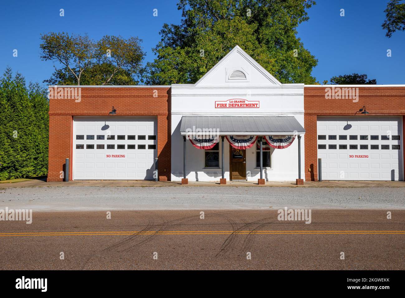 La Grange, Tennessee, USA - 1 ottobre 2022: Piccola cittadina del Tennessee con vigili del fuoco. Foto Stock