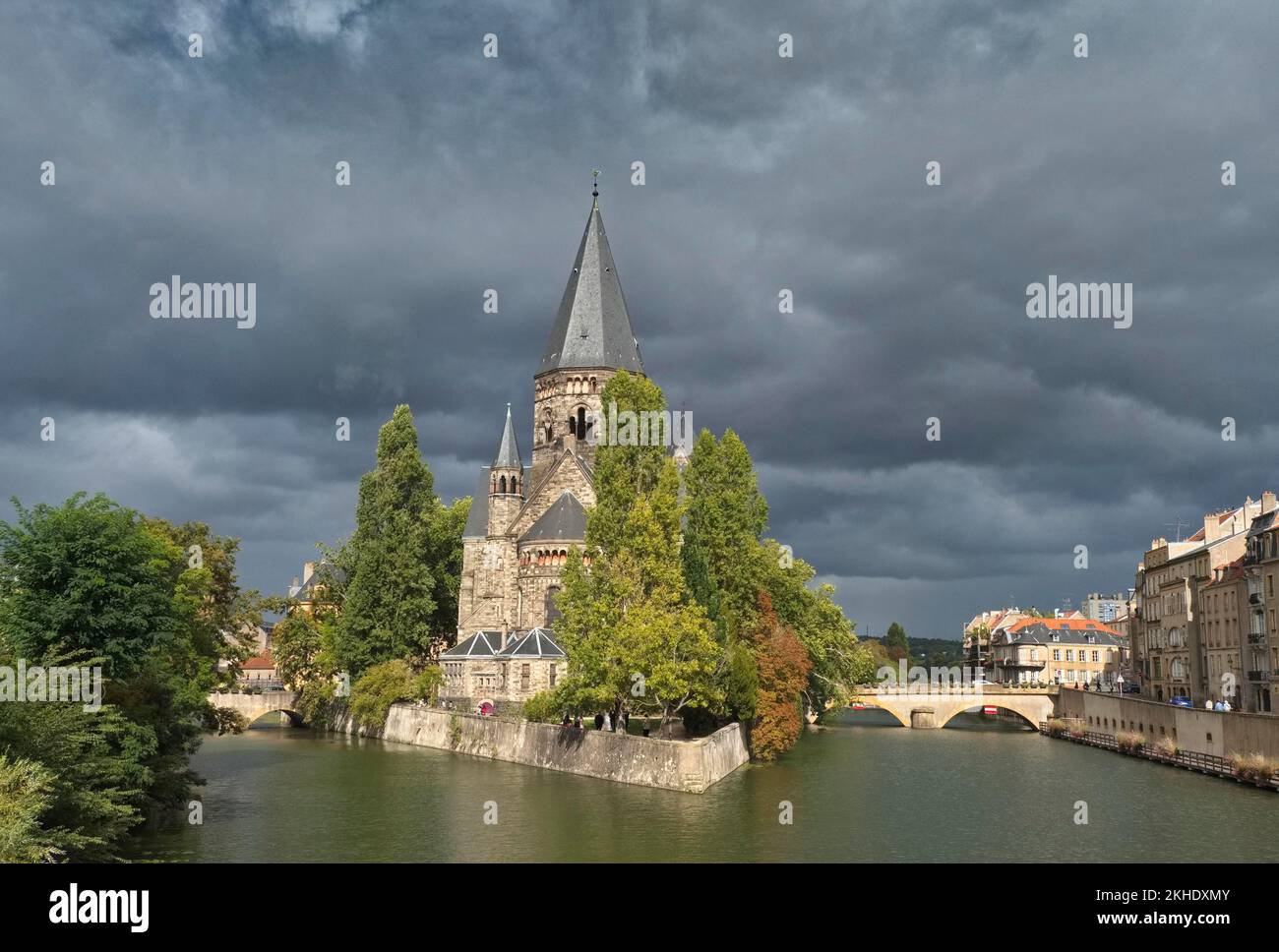 Le Temple Neuf, la chiesa protestante della città, sulla 'Little Willow Island', un'isola nella Mosella, Metz, Grand Est, Francia, Europa Foto Stock