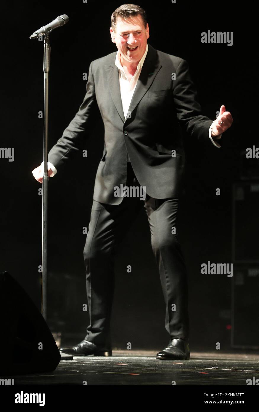 Milano, Italia. 23rd Nov 2022. Tony Hadley si esibisce al Teatro degli Arcimboldi il 23-2022 novembre a Milano Credit: Independent Photo Agency/Alamy Live News Foto Stock