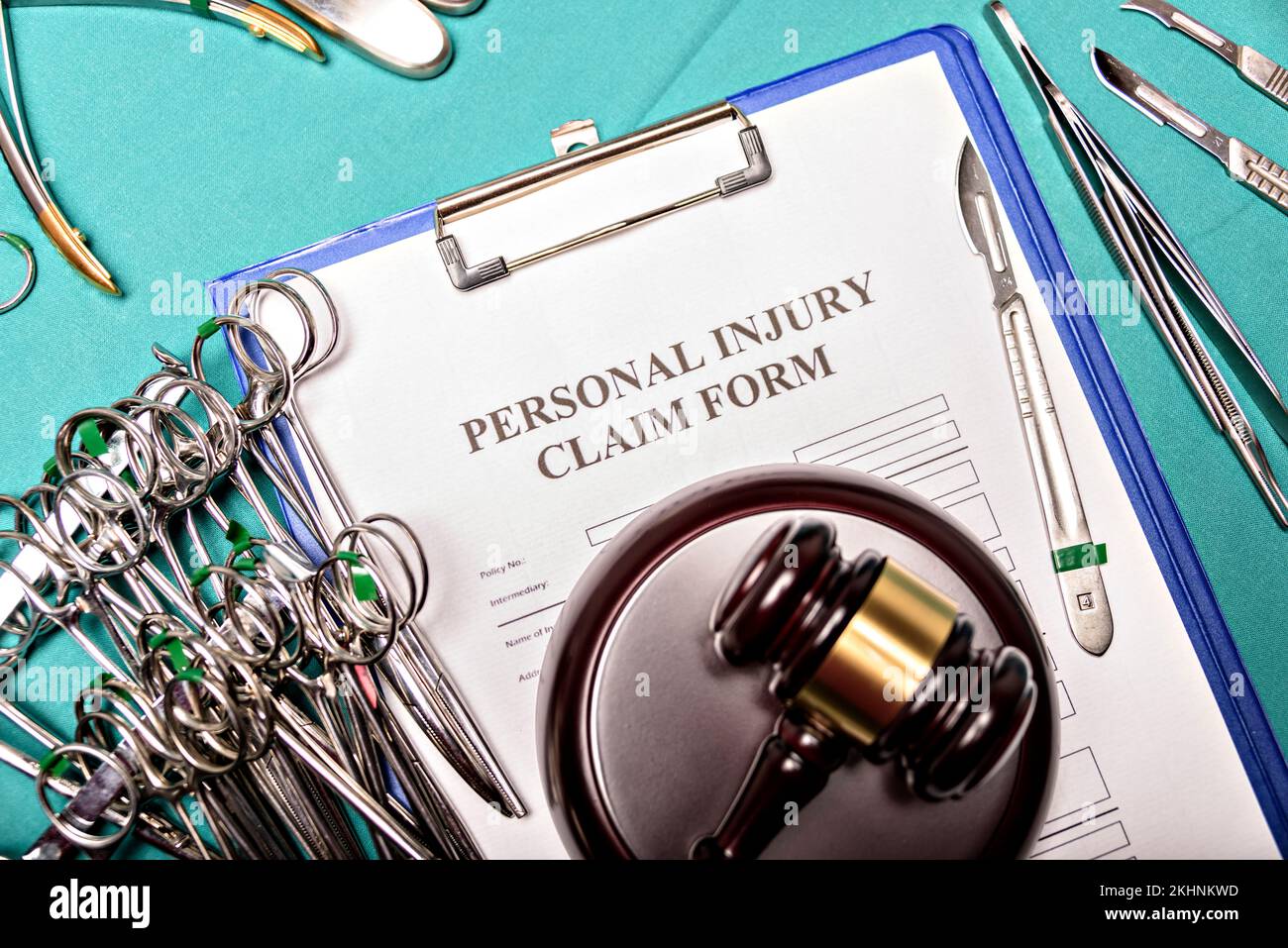 Servizi legali di avvocati per le rivendicazioni di malpractice medica. Modulo di richiesta di malpractice medica. Foto Stock