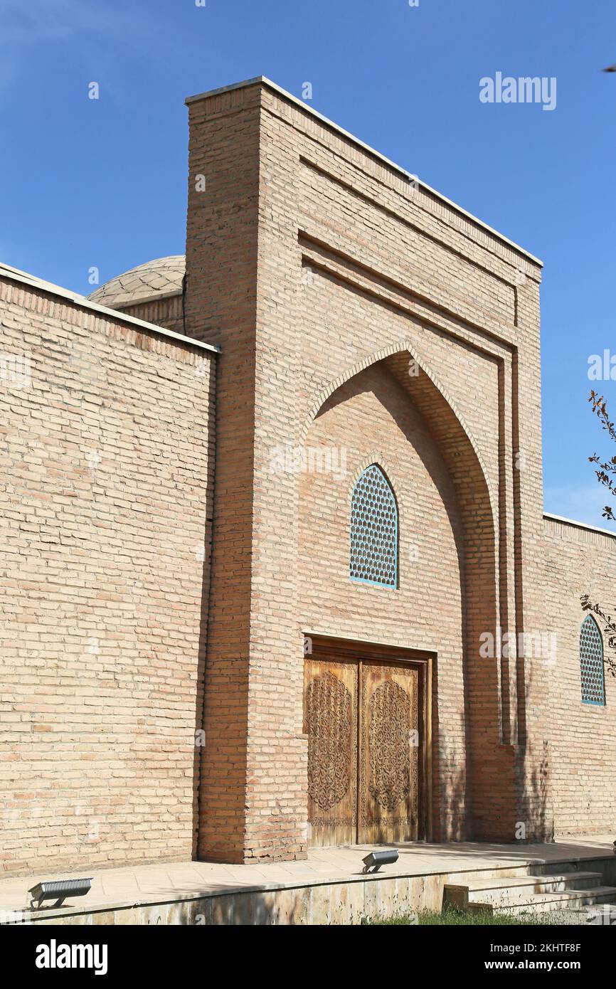 Chubin Madrasa, complesso di AK Saray (Palazzo Bianco), Via Ipak Yuli, Shakhrisabz, Provincia di Qashqadaryo, Uzbekistan, Asia centrale Foto Stock