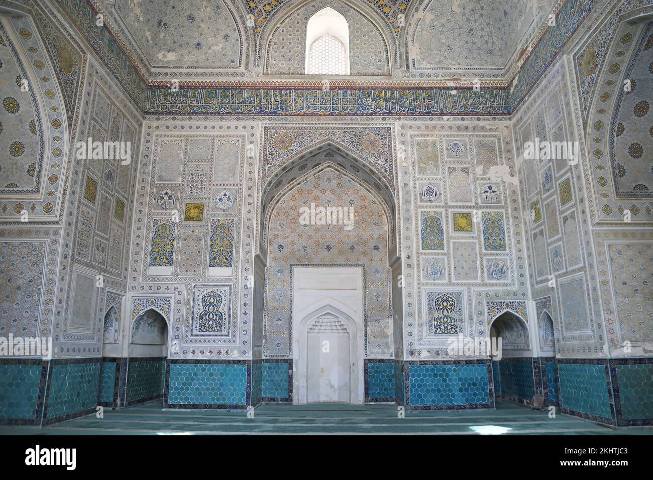 Moschea di Kok Gumbaz (cupola blu), complesso di AK Saray (Palazzo bianco), Via Ipak Yuli, Shakhrisabz, Provincia di Qashqadaryo, Uzbekistan, Asia centrale Foto Stock