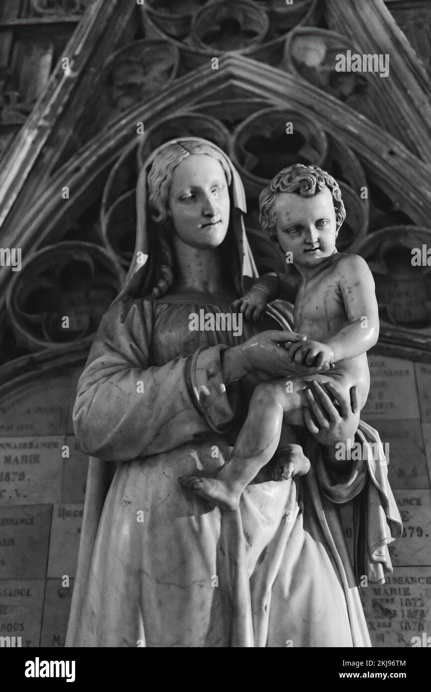 Un colpo in scala di grigi della Maria, madre di Gesù Foto Stock