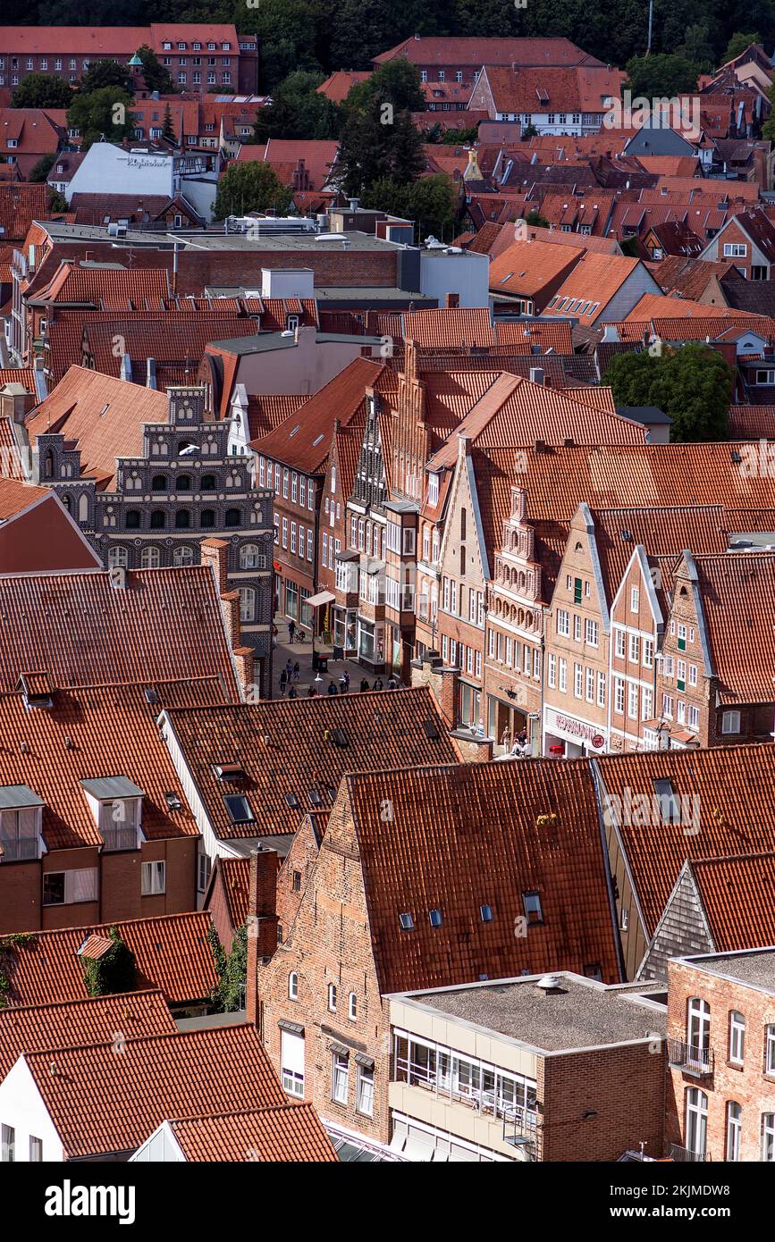 Vista del centro storico dalla vecchia torre dell'acqua, Lüneburg, bassa Sassonia, Germania, Europa Foto Stock
