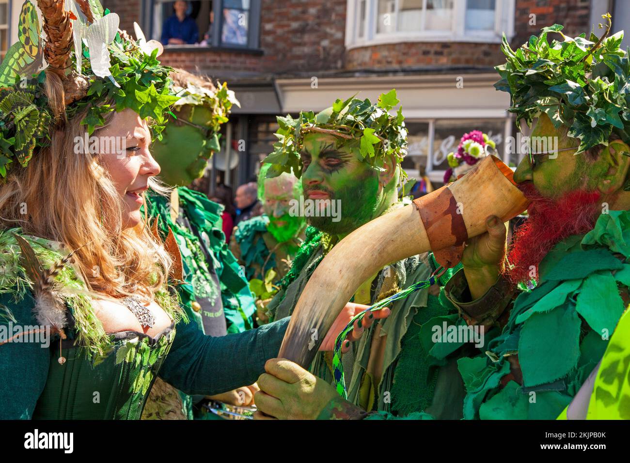 Jack-in-the-Green, Hastings, East Sussex, Regno Unito. Green man primavera festival, sfilata Foto Stock