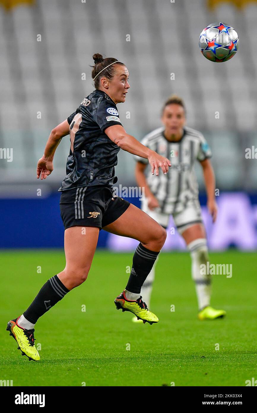 Torino, Italia. 24th Nov 2022. Caitlin Foord (19) dell'Arsenale visto nella partita della UEFA Women's Champions League tra Juventus e Arsenal allo Stadio Juventus di Torino. (Photo Credit: Gonzales Photo/Alamy Live News Foto Stock