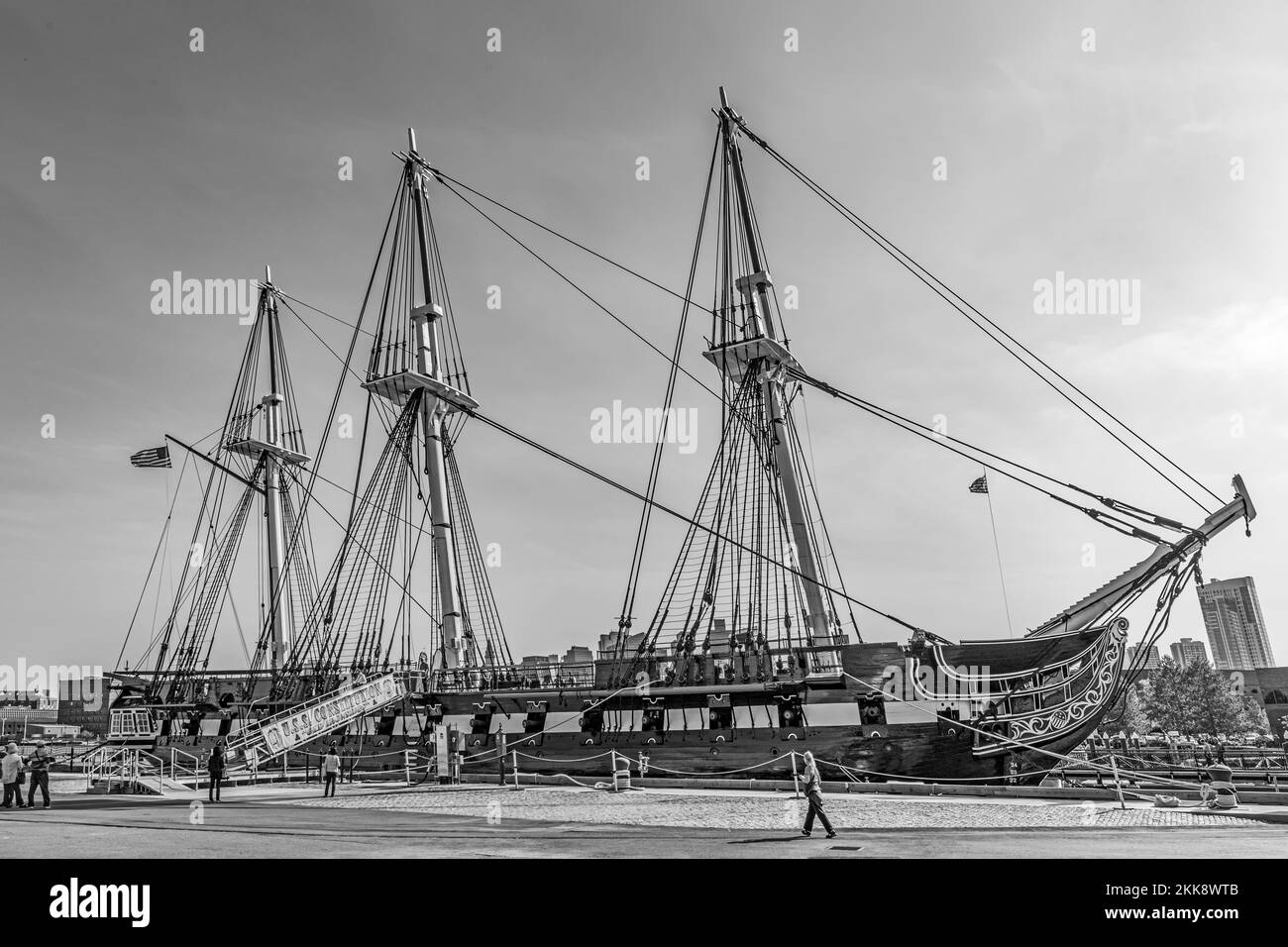 Boston, USA - 12 settembre 2017: La famosa USS Constitution, Boston, USA nel porto. Ogni anno al giorno dell'indipendenza la nave salpa ancora a Boston ha Foto Stock