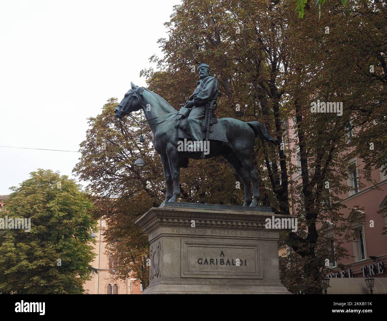 Giuseppe Garibaldi statua equestre dello scultore Arnaldo Zocchi circa 1900 a Bologna Foto Stock