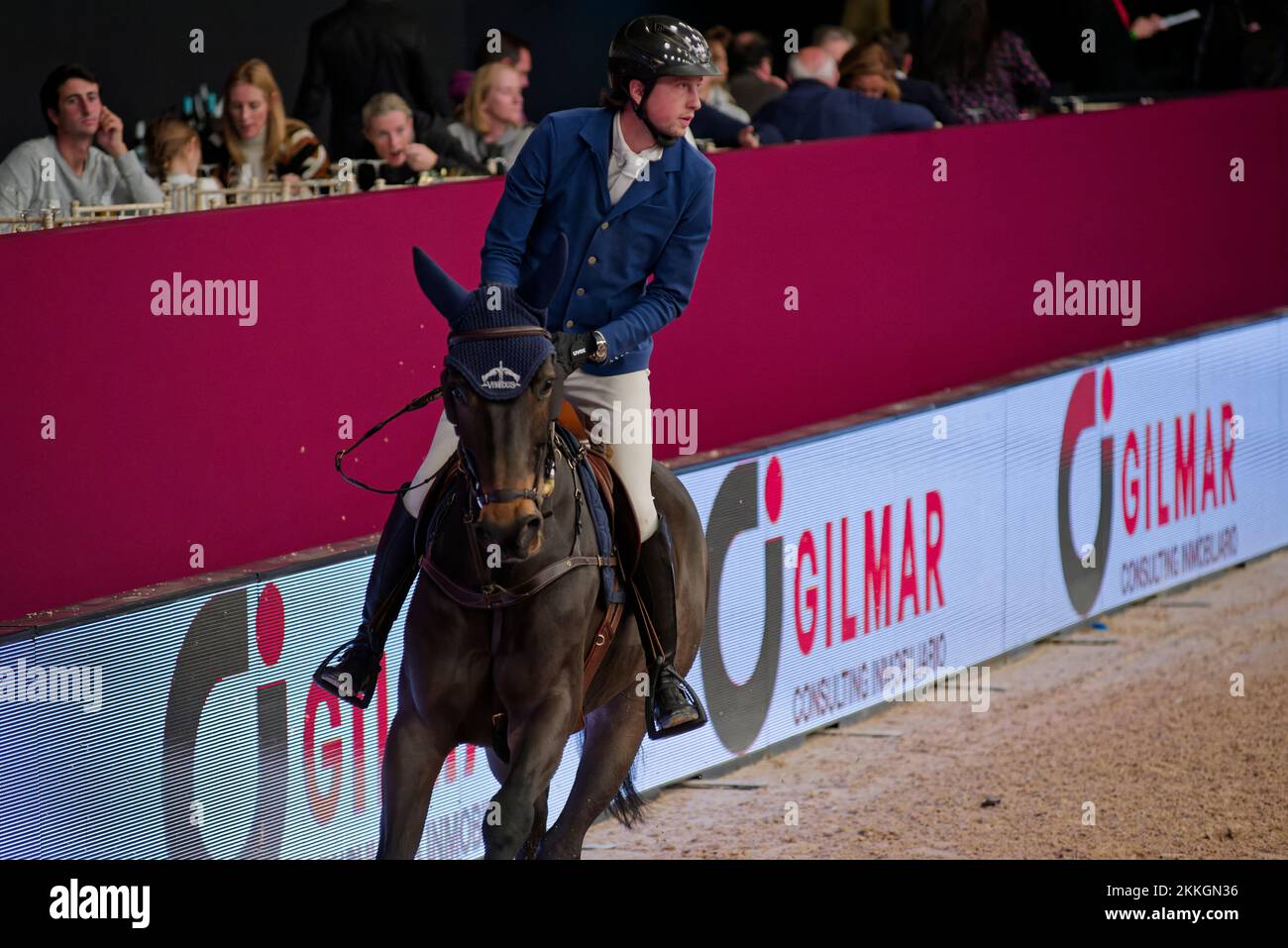 IFEMA, Madrid, Spagna. 25th Nov 2022. Settimana del Cavallo di Madrid 2022, CSI 5*- W - 150 cm, TROFEO CIUDAD DE MADRID. Martin Fuchs nella foto. Madrid, Spagna. Credit: EnriquePSans/Alamy Live News Foto Stock