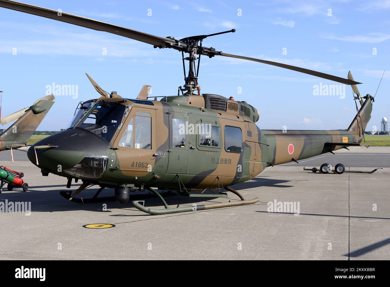 Prefettura di Aomori, Giappone - 07 settembre 2014: Elicottero Iroquois della forza di autodifesa di terra giapponese Bell UH-1J. Foto Stock