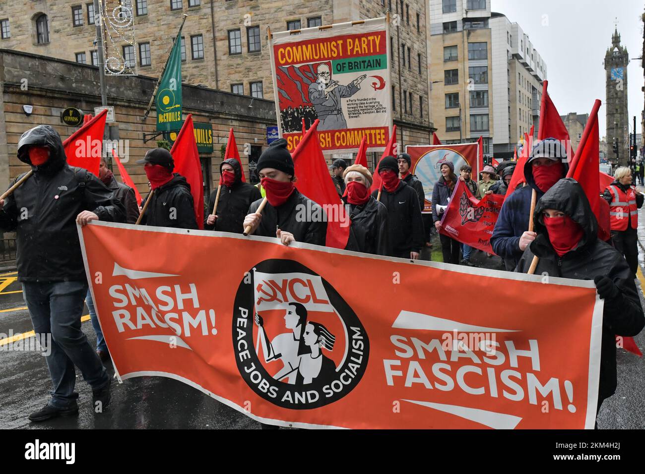 Glasgow Scozia, Regno Unito 26 novembre 2022. LA MANIFESTAZIONE CONTRO il razzismo del GIORNO DI STUC St Andrews si svolge a glasgow Green e si svolge un raduno contro il razzismo e il facismo, dirigendosi verso il centro della città fino a Bath Street. credito sst/alamy notizie dal vivo Foto Stock