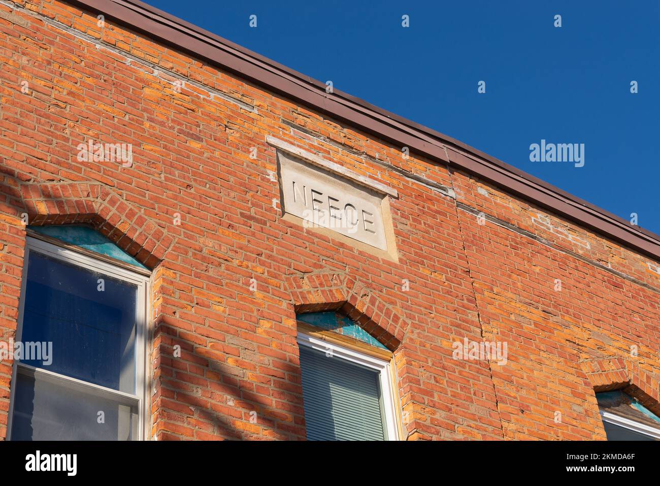 Esterno di un vecchio edificio in mattoni a Marsiglia, Illinois, USA. Foto Stock