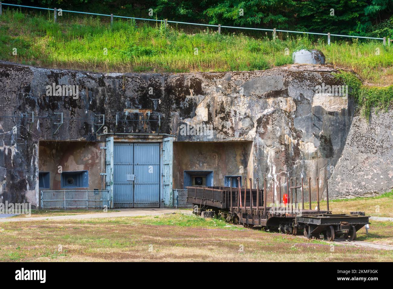 Sierstal (Sierstal, Siirschel): Ouvrage Simserhof è un gros ouvrage della linea Maginot, ingresso munizioni, che mostra la linea ferroviaria 60cm in Lorena ( Foto Stock