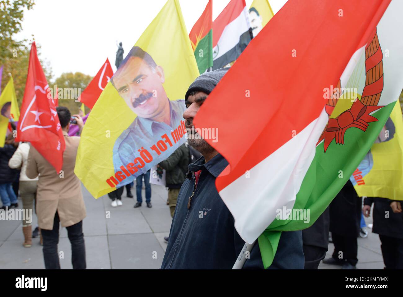 Jin JIyan Azadi , mouvement de protestement à Paris contre le régime islamique autoritaire Iranien, qui réprime et mar les opposants Foto Stock