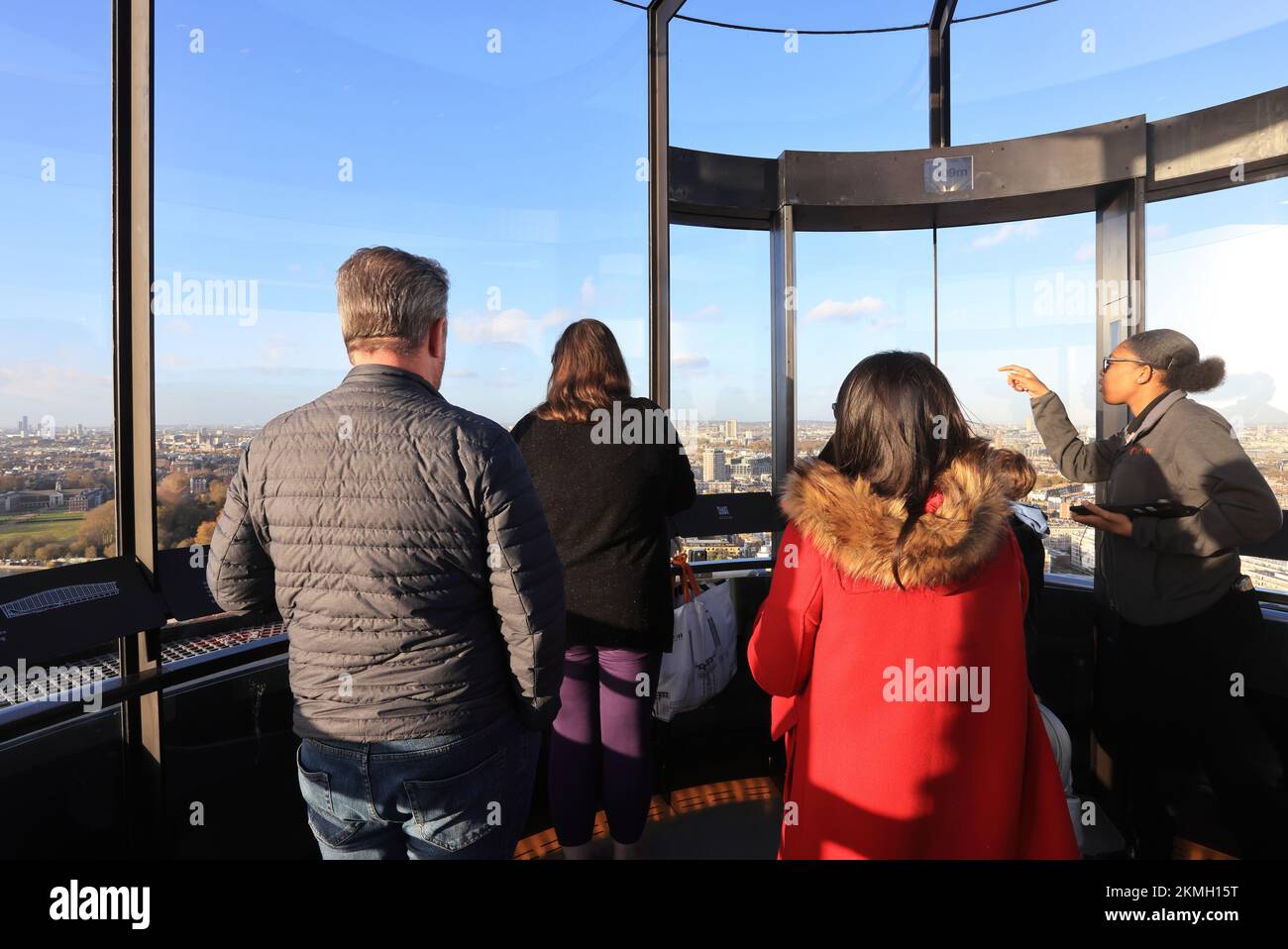 La nuova attrazione Lift 109 presso la rigenerata Battersea Power Staion, a SW London, Regno Unito Foto Stock