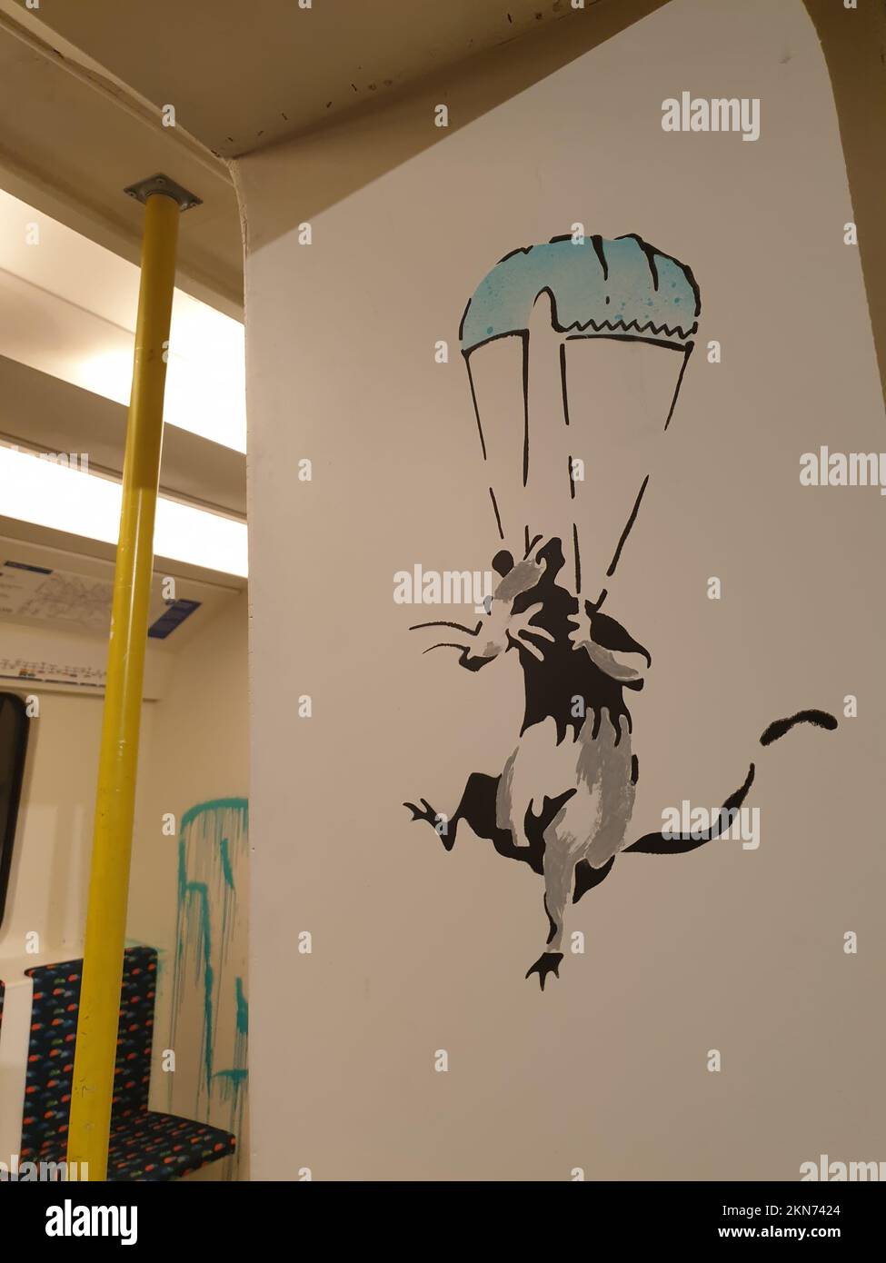 'Parachuting Rat' - Banksy Ausstellung in Mülheim-Ruhr Foto Stock