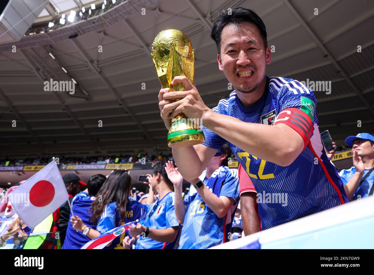 Doha, calcio, Coppa del mondo FIFA 2022, Giappone. 27th Nov 2022. Vs Costa Rica, nella foto: Fan del Giappone, Foto: Andrzej Iwanczuk Credit: Sipa USA/Alamy Live News Foto Stock