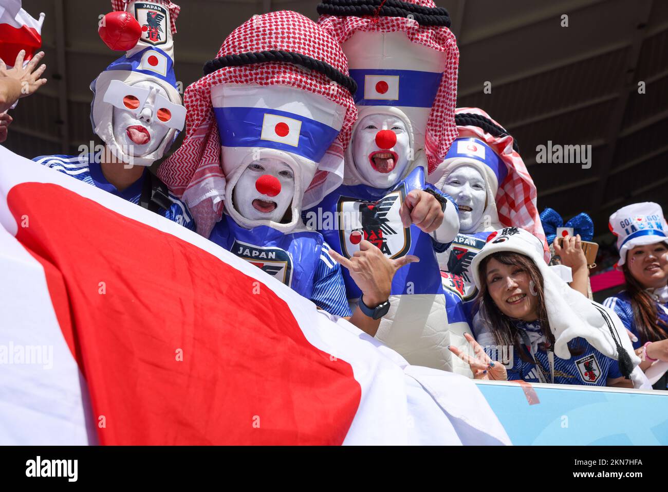 Doha, calcio, Coppa del mondo FIFA 2022, Giappone. 27th Nov 2022. Vs Costa Rica, nella foto: Fan del Giappone, Foto: Andrzej Iwanczuk Credit: Sipa USA/Alamy Live News Foto Stock