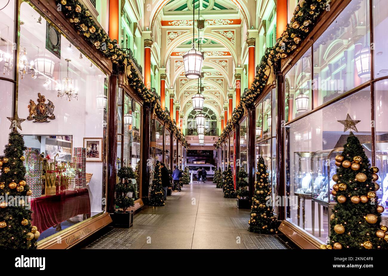 The Royal Arcade in Old Bond Street London at Night UK Foto Stock