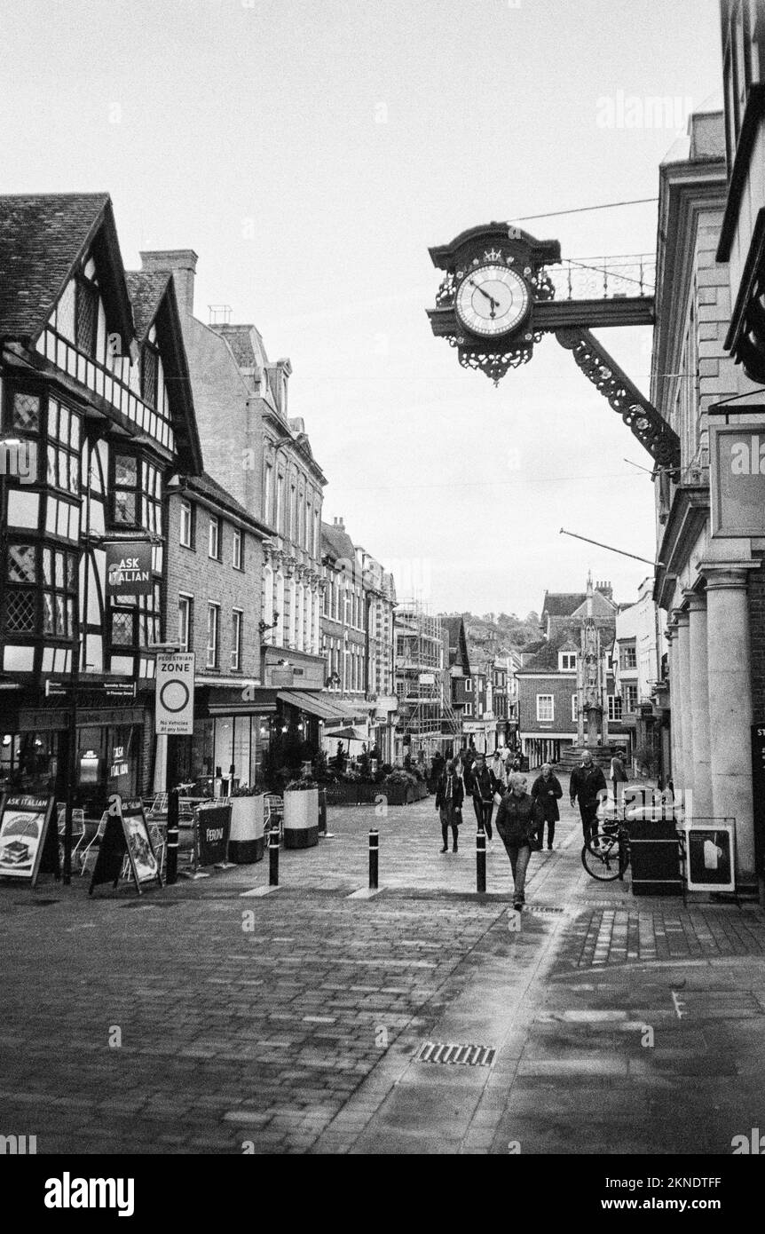 Winchester High Street, Hampshire, Inghilterra, Regno Unito. Foto Stock