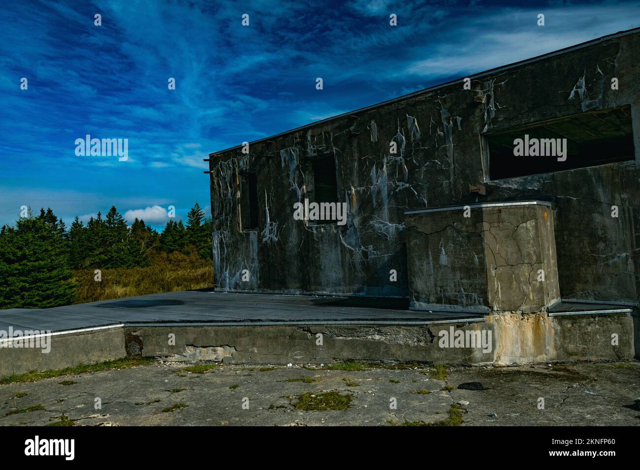 Radar Building a Fort McNab National Historic Site McNabs Island, Nuova Scozia, Canada Foto Stock